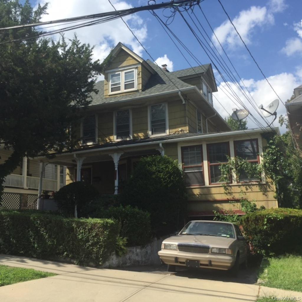 121 Coligni Avenue, New Rochelle, NY 10801