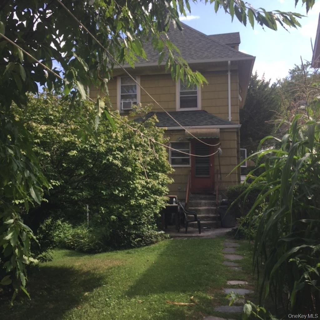 121 Coligni Avenue, New Rochelle, NY 10801