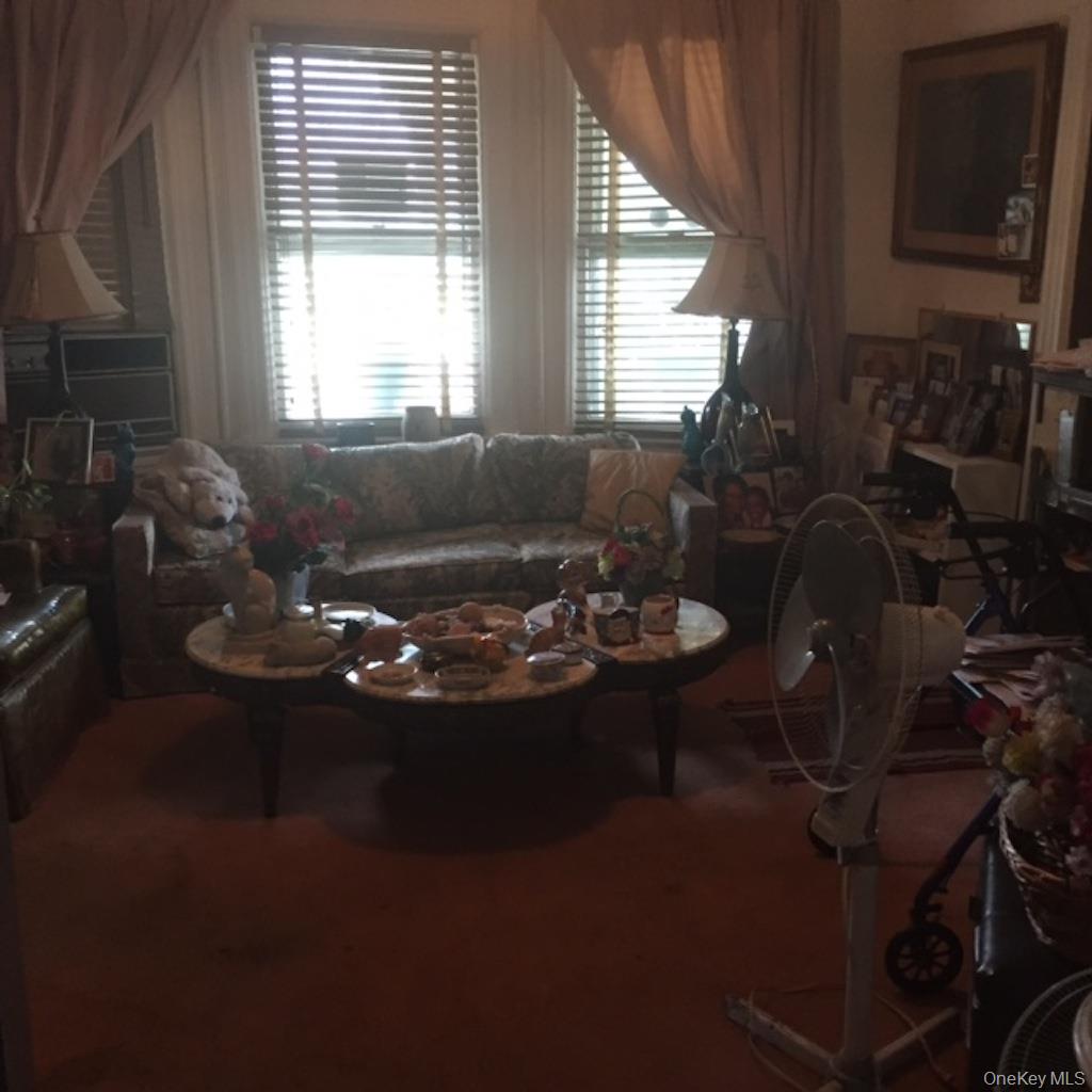 121 Coligni Avenue, New Rochelle, NY 10801