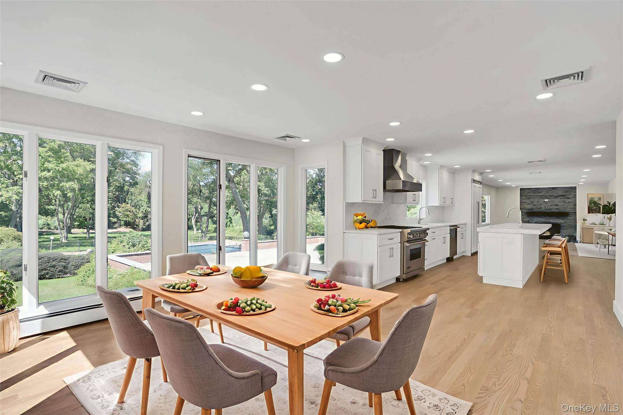 20 Rolling Drive, Glen Head, NY 11545