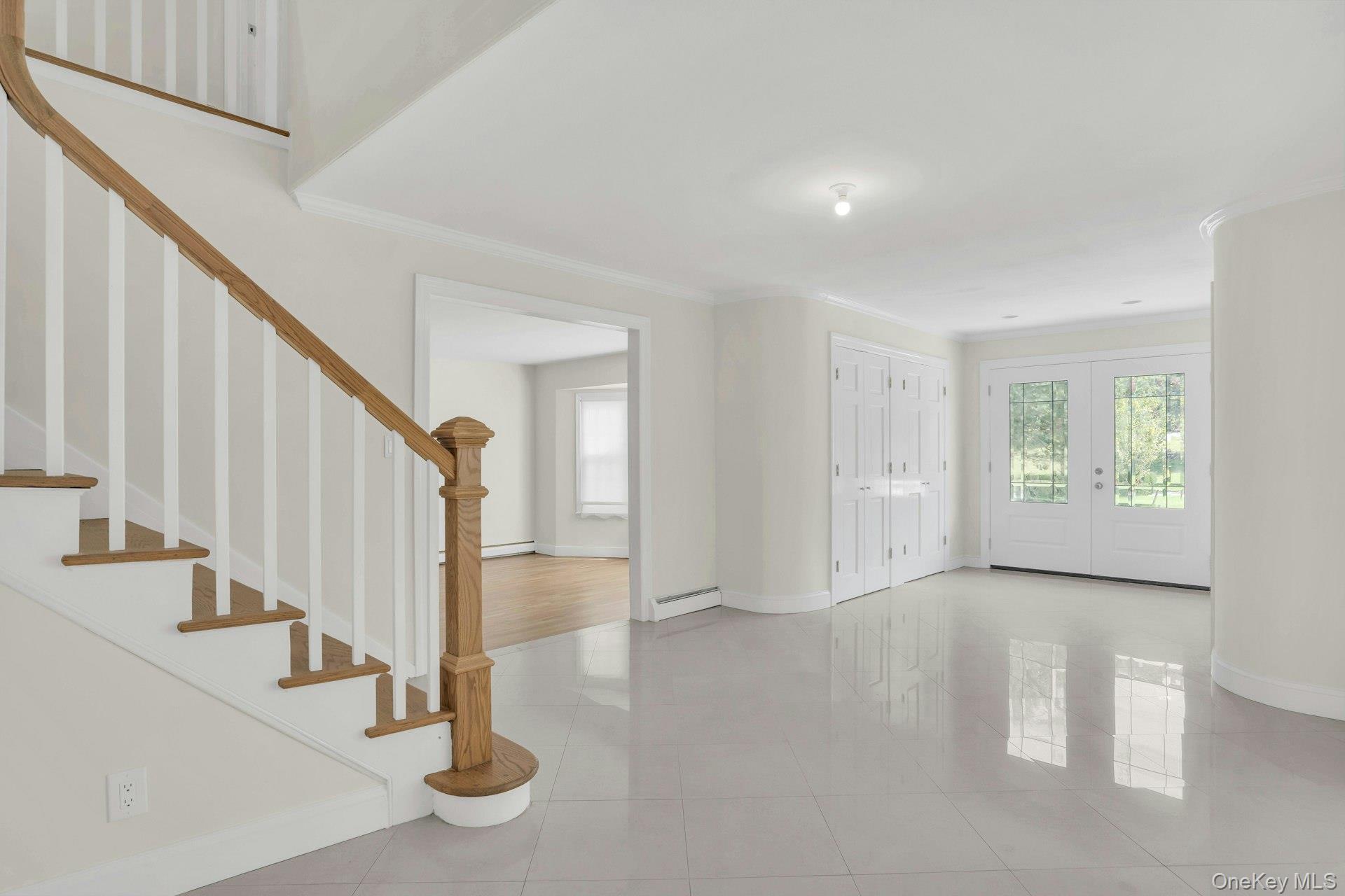 20 Rolling Drive, Glen Head, NY 11545