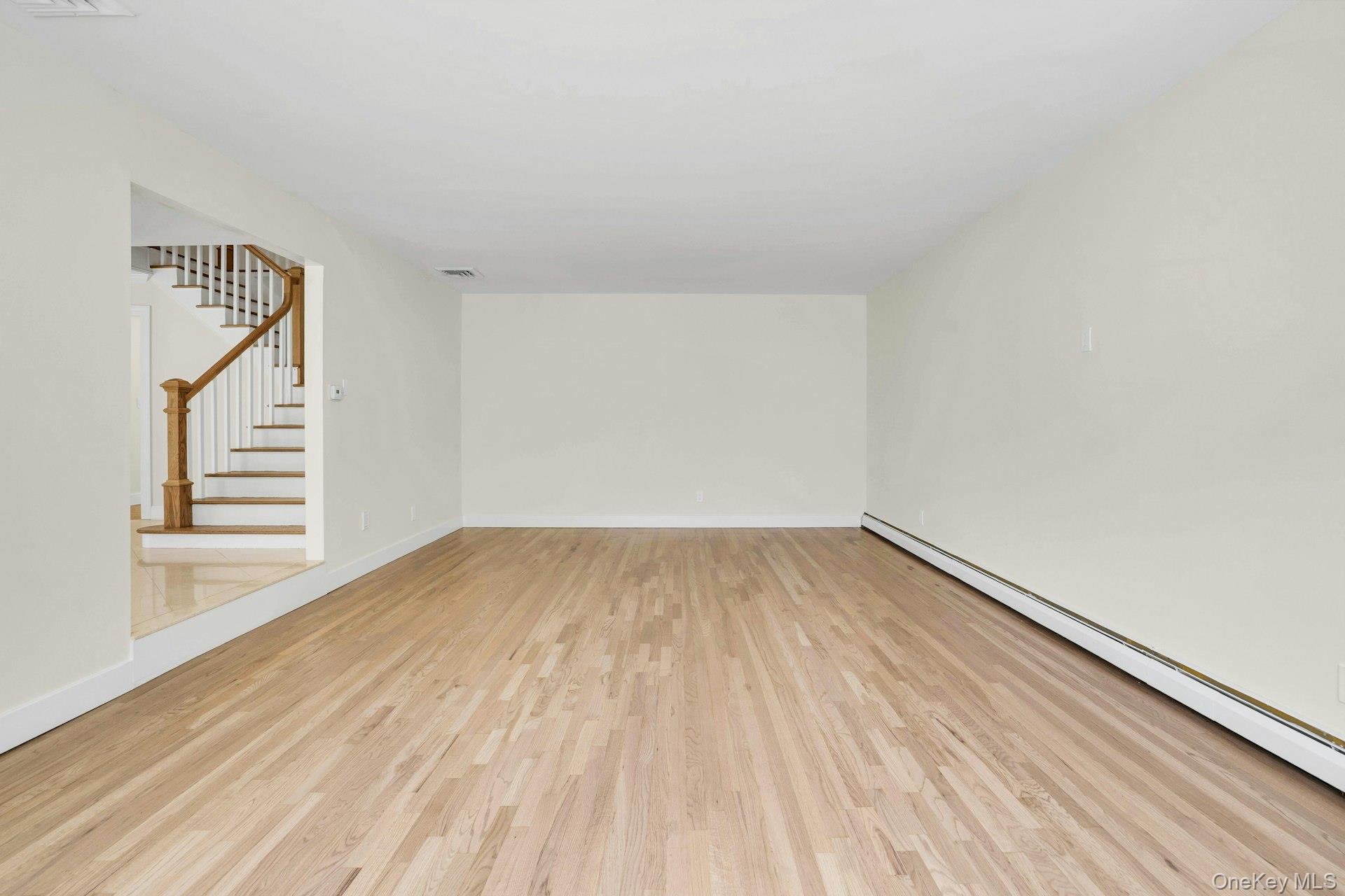 20 Rolling Drive, Glen Head, NY 11545