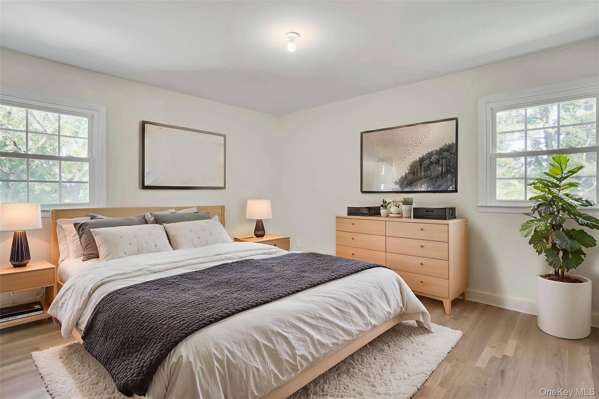 20 Rolling Drive, Glen Head, NY 11545