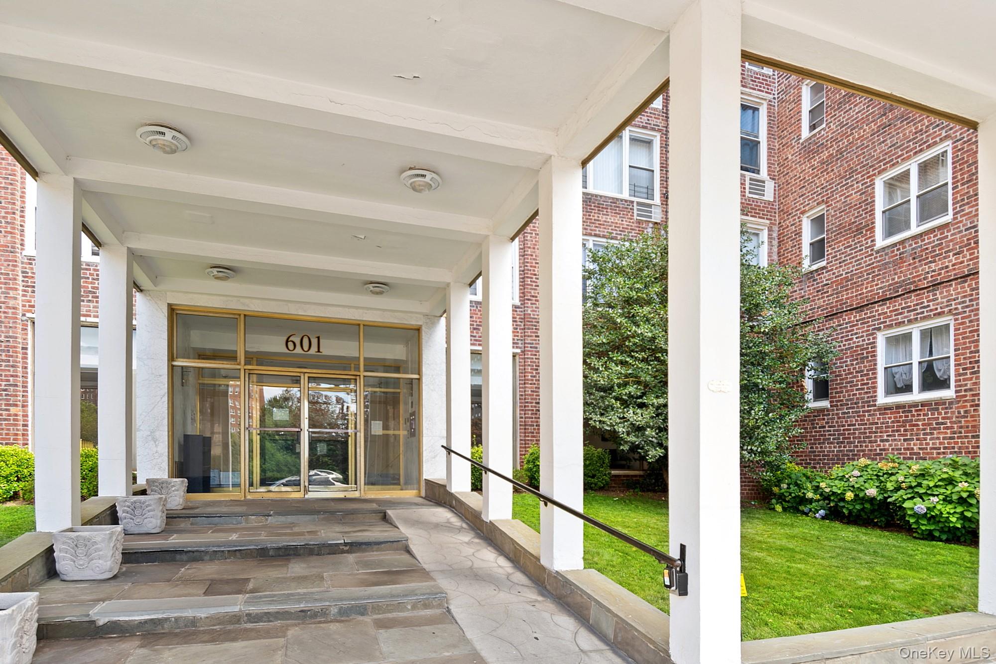 601 Kappock Street # LA, Bronx, NY 10463