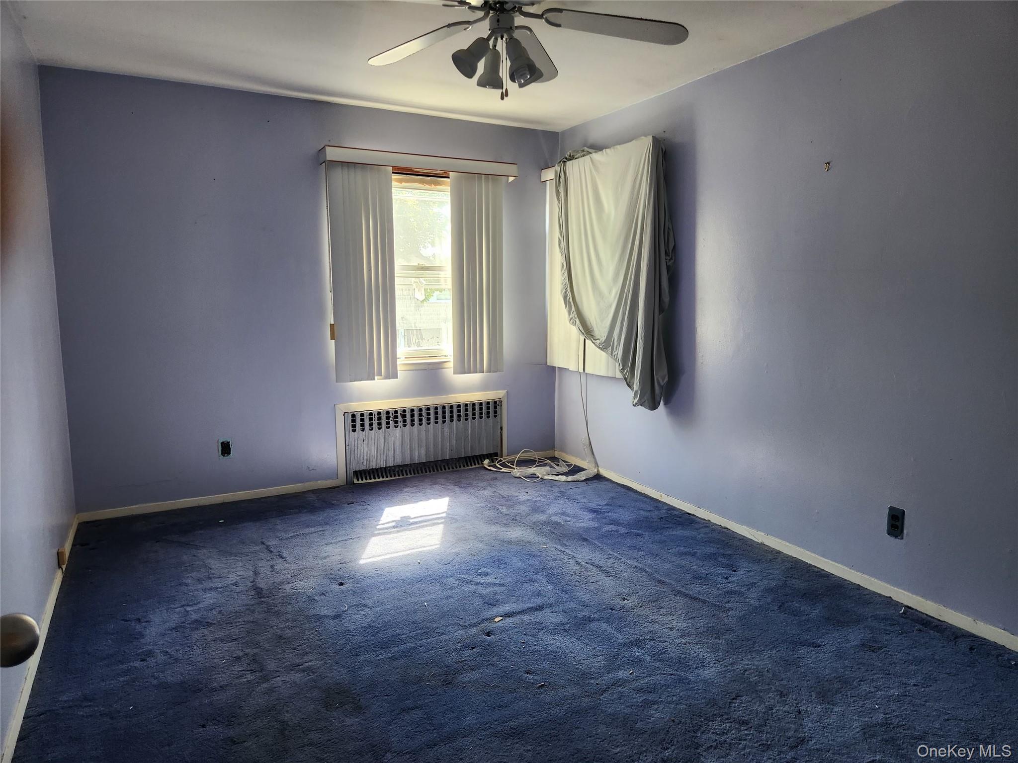 20 Marilyn Lane, Westbury, NY 11590