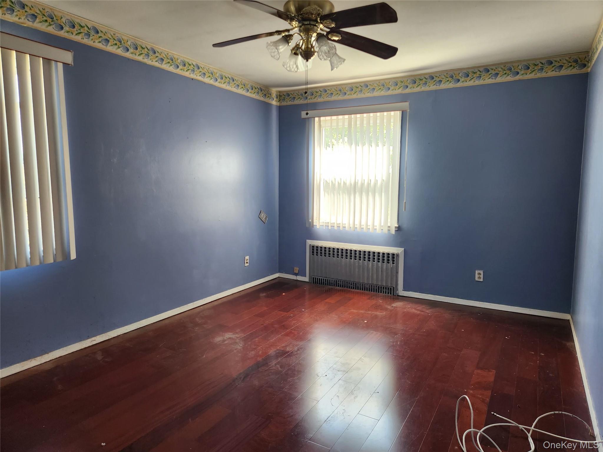 20 Marilyn Lane, Westbury, NY 11590