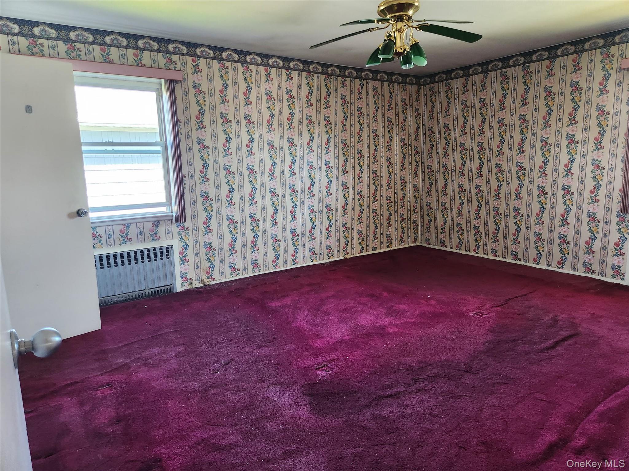 20 Marilyn Lane, Westbury, NY 11590