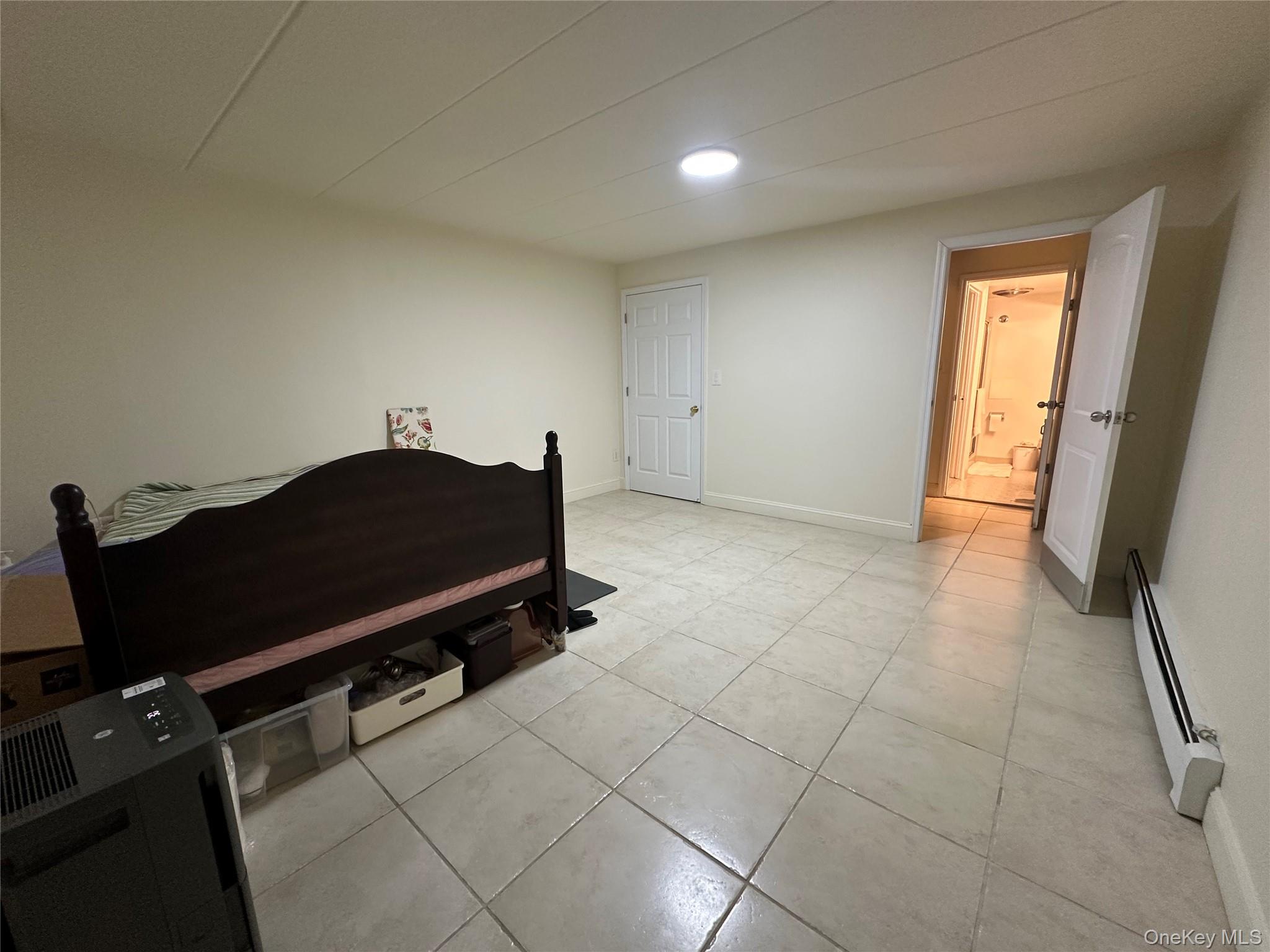 68-05 242 Street # 31A, Little Neck, NY 11362