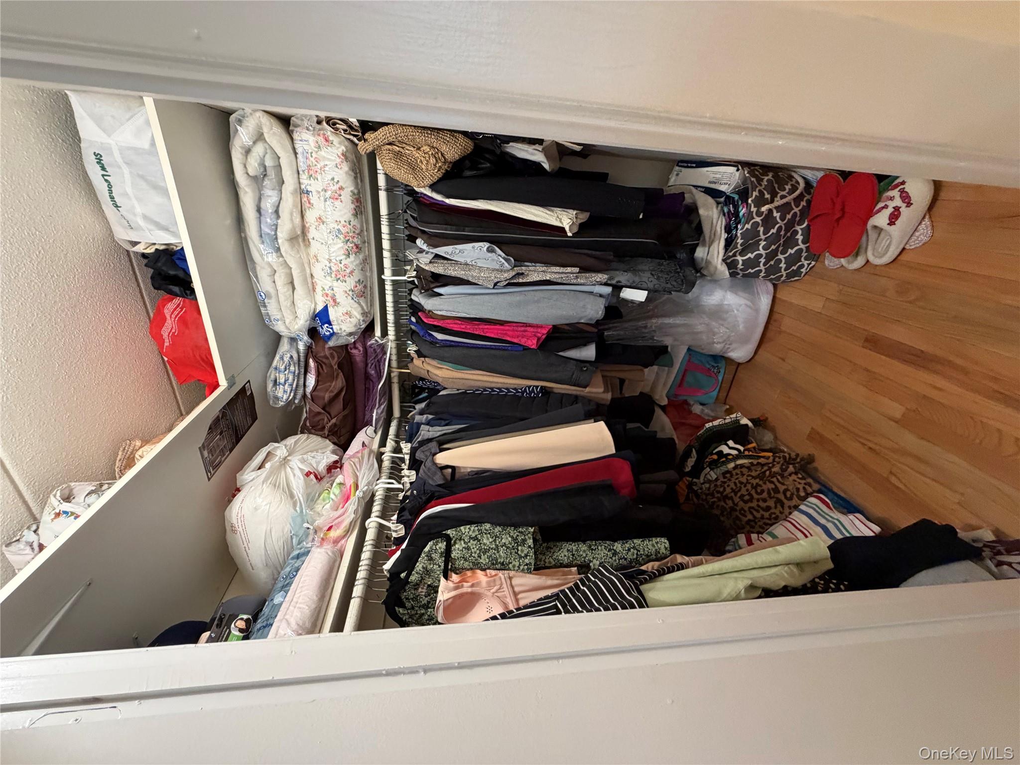 68-05 242 Street # 31A, Little Neck, NY 11362