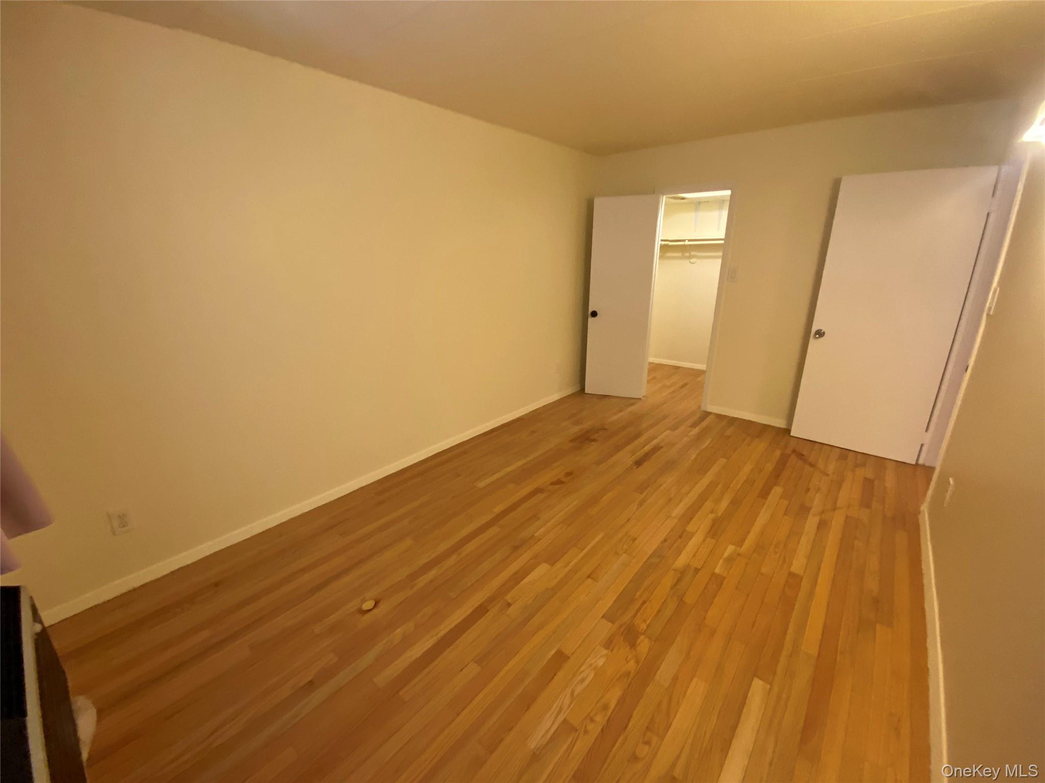 68-05 242 Street # 31A, Little Neck, NY 11362