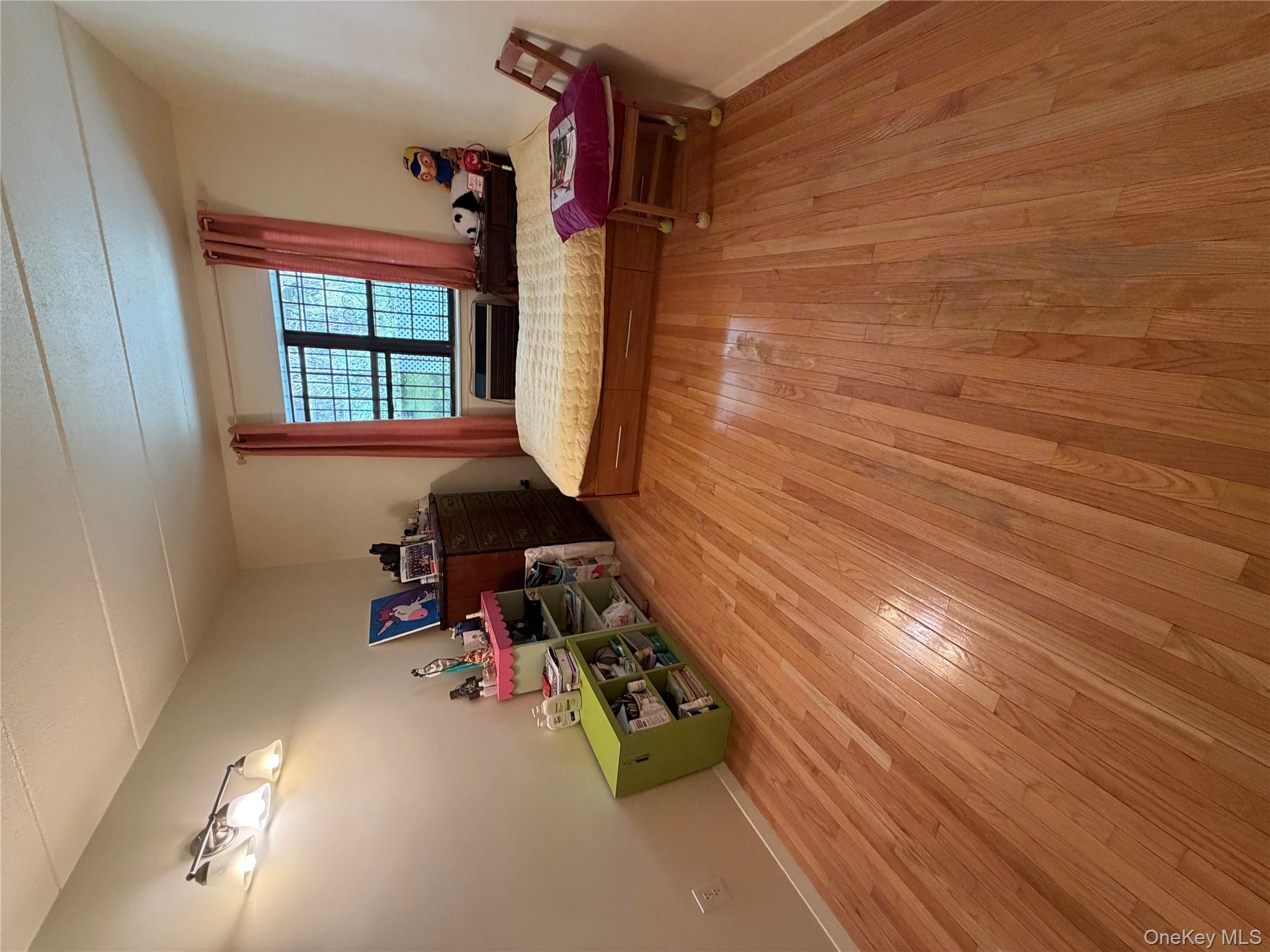 68-05 242 Street # 31A, Little Neck, NY 11362