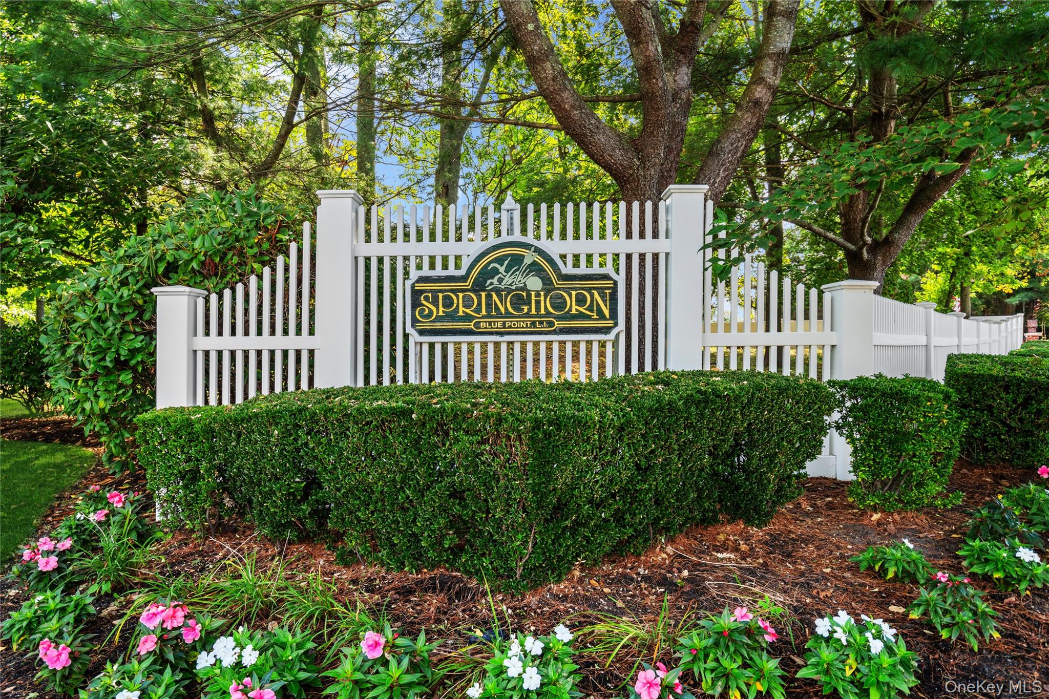 25 Oyster Cove Lane, Blue Point, NY 11715