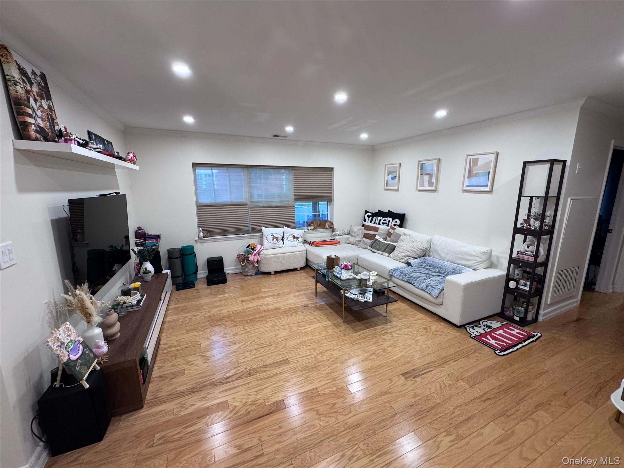 122-10 Powell Cove Blvd # A, College Point, NY 11356