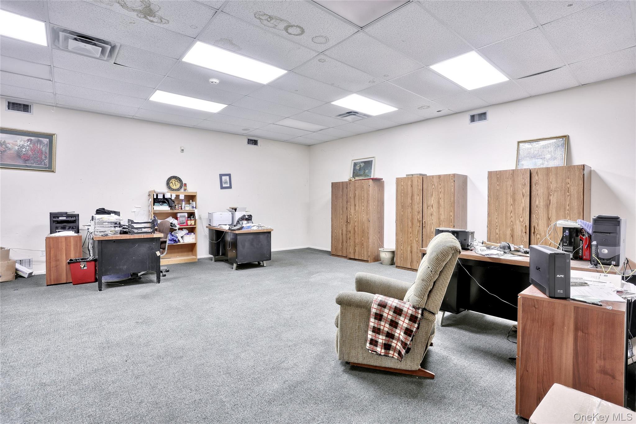 33 Church Road, Airmont, NY 10952