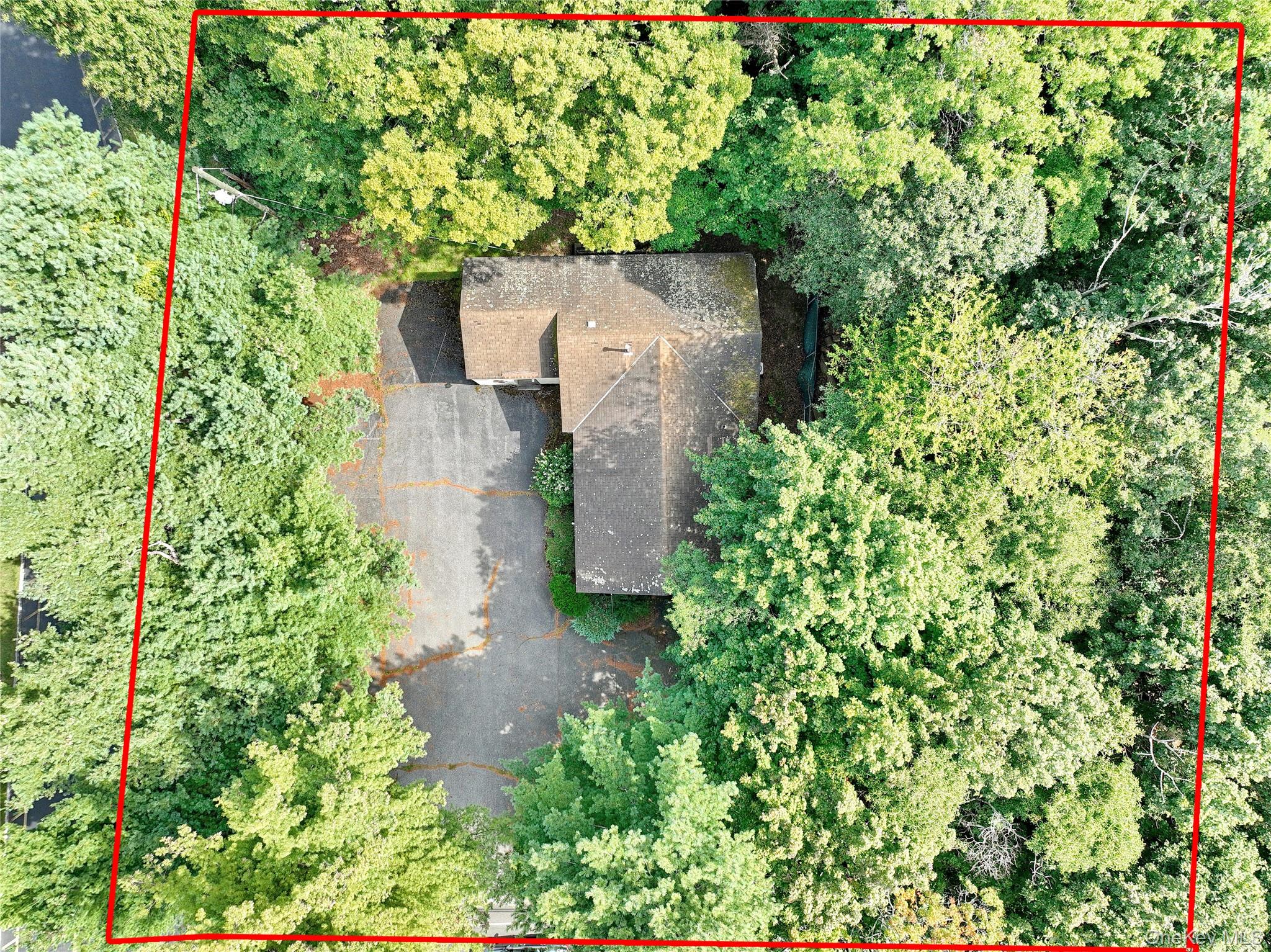 33 Church Road, Airmont, NY 10952