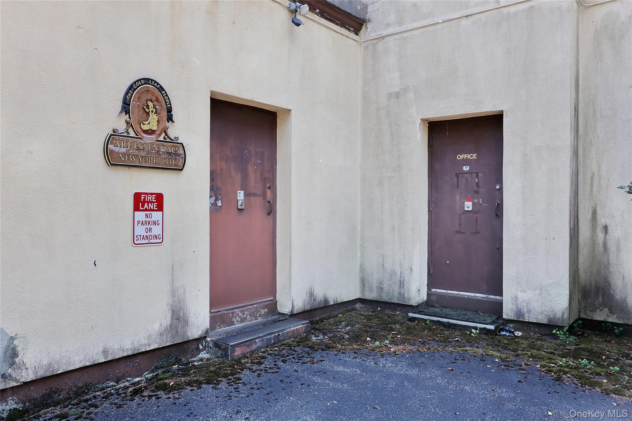 33 Church Road, Airmont, NY 10952