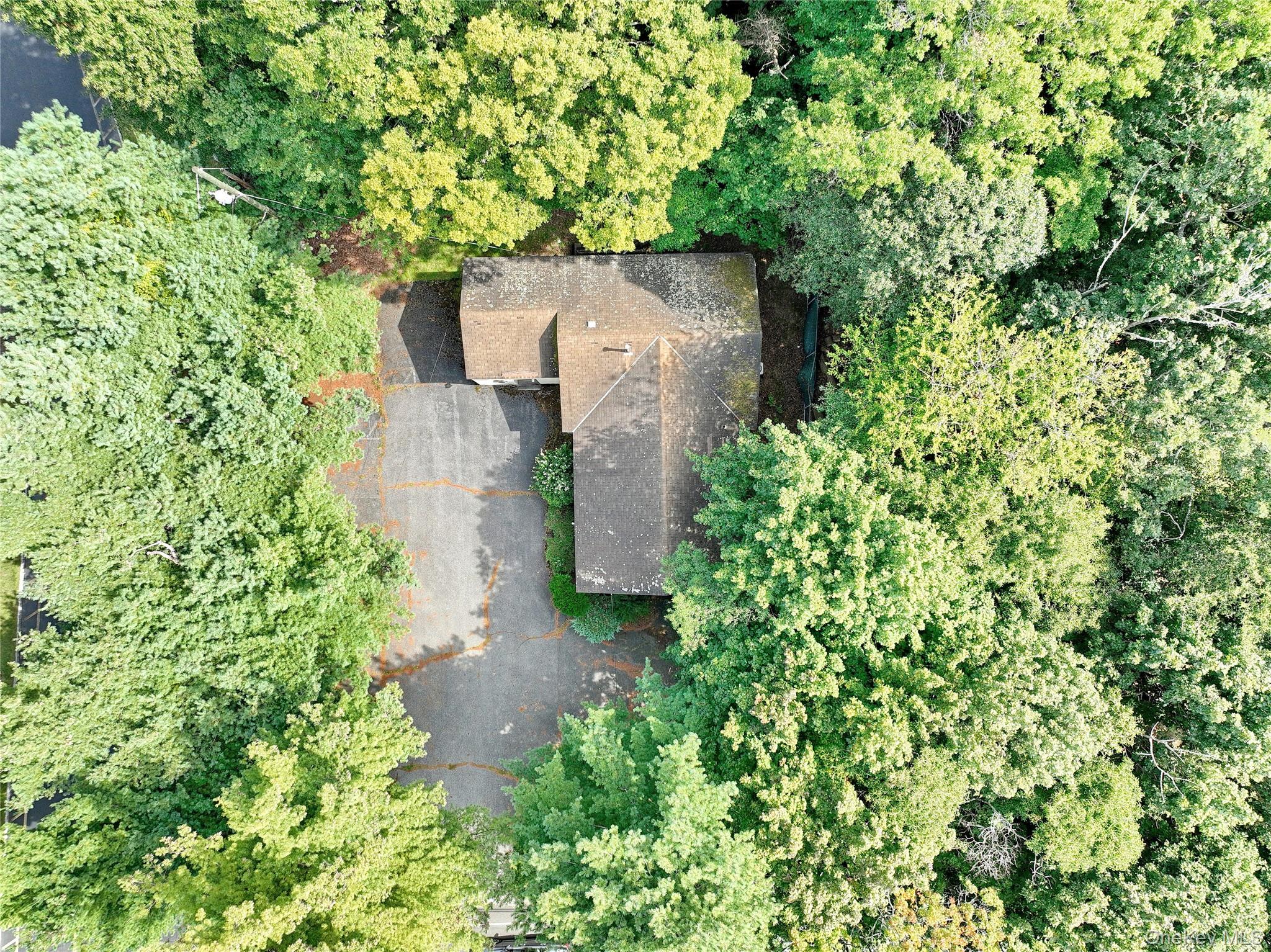 33 Church Road, Airmont, NY 10952