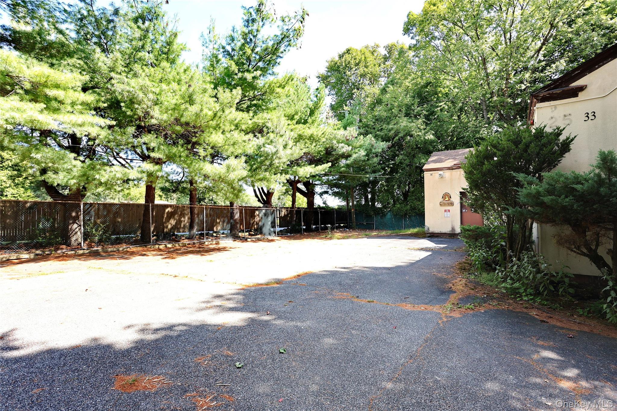 33 Church Road, Airmont, NY 10952