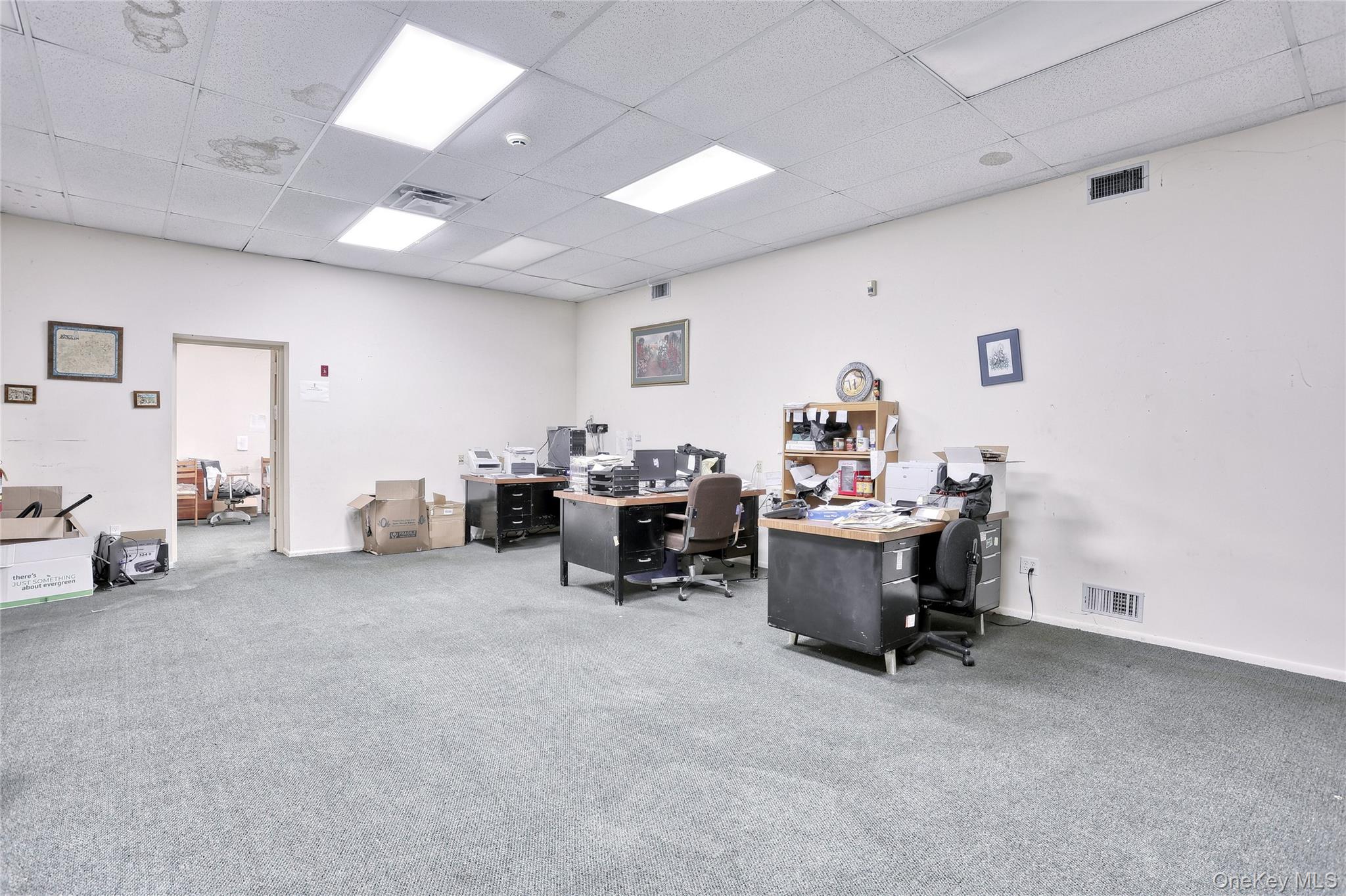 33 Church Road, Airmont, NY 10952