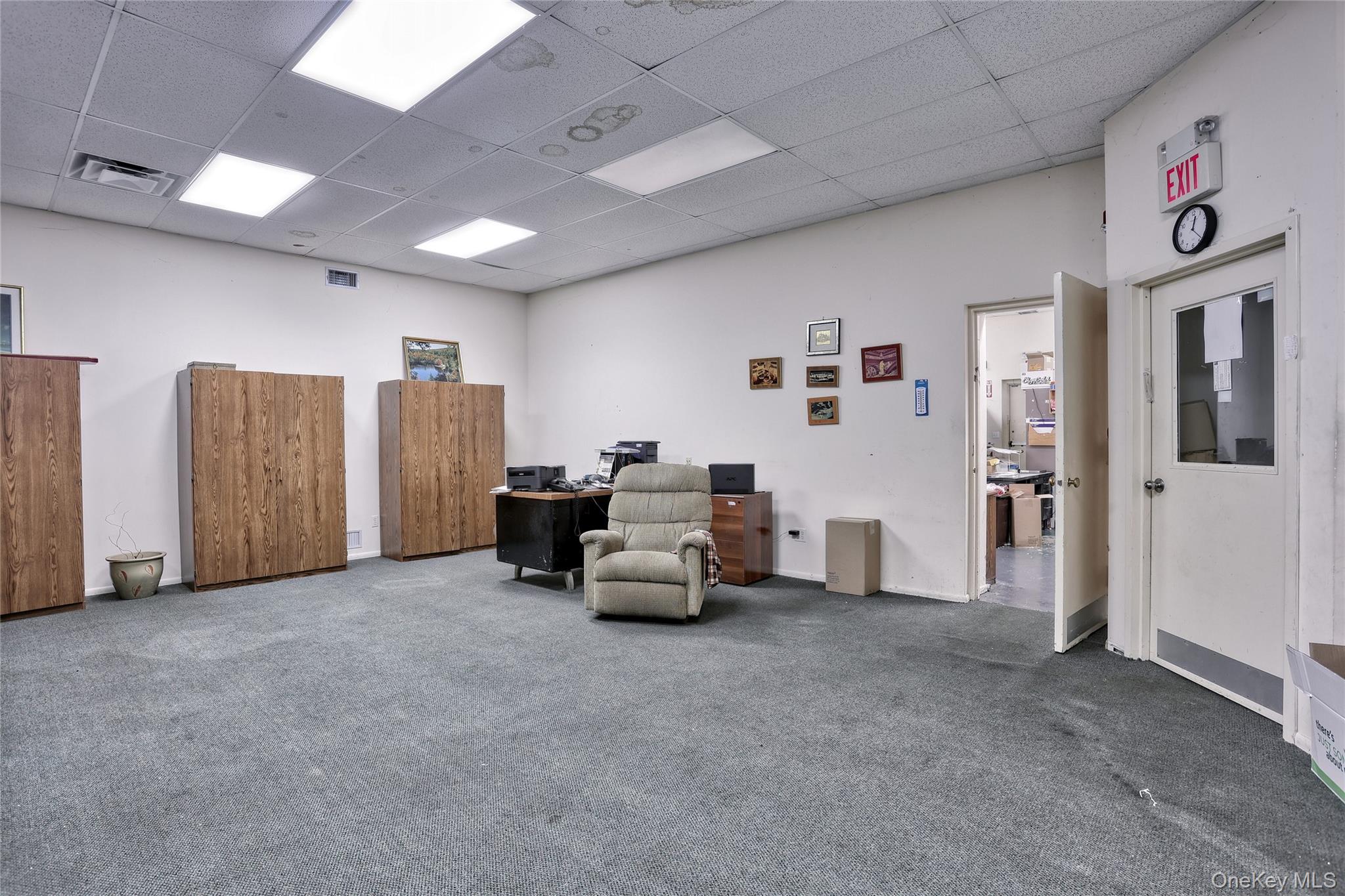 33 Church Road, Airmont, NY 10952