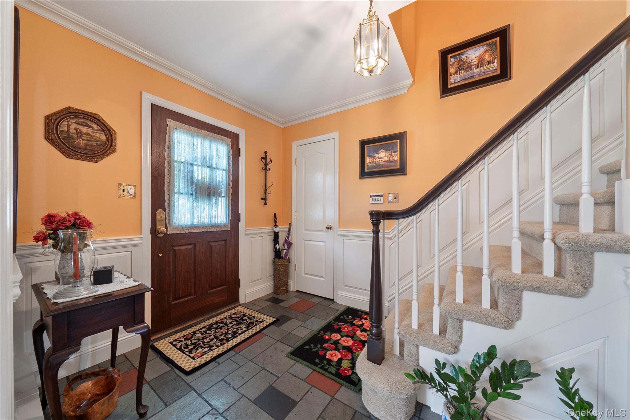 14 Gerek Avenue, West Islip, NY 11795