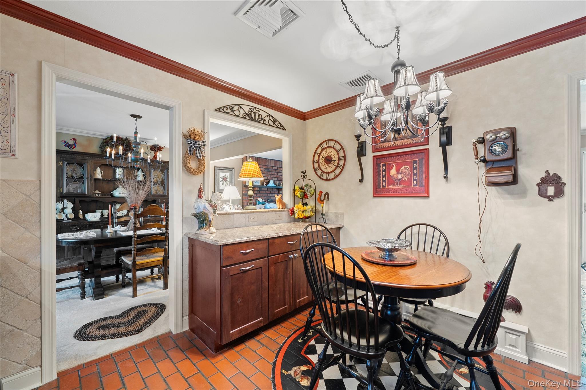 14 Gerek Avenue, West Islip, NY 11795