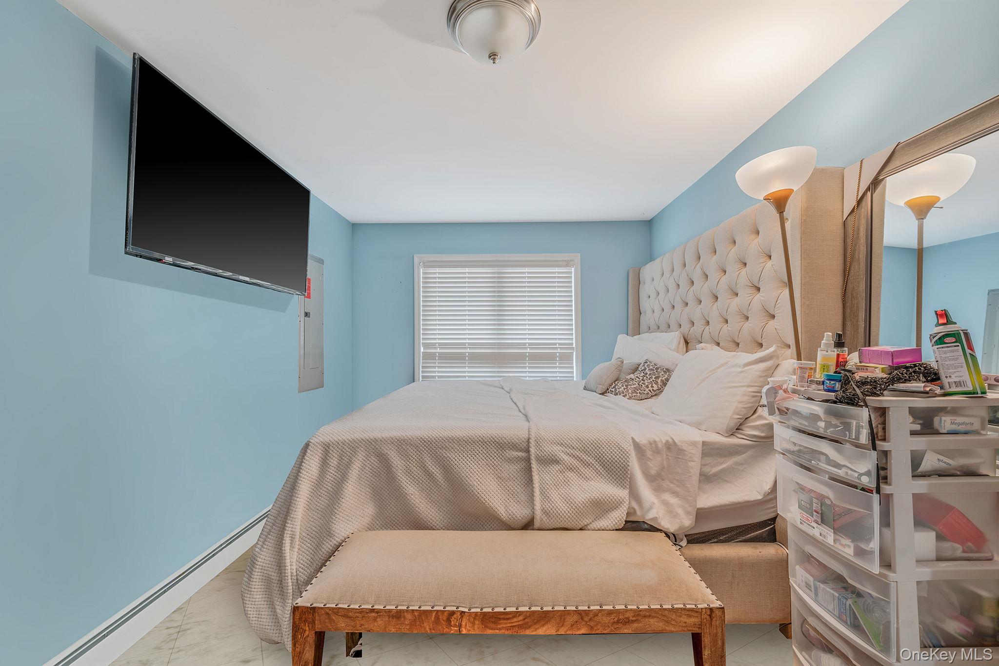 540 Scudder Avenue, Copiague, NY 11726