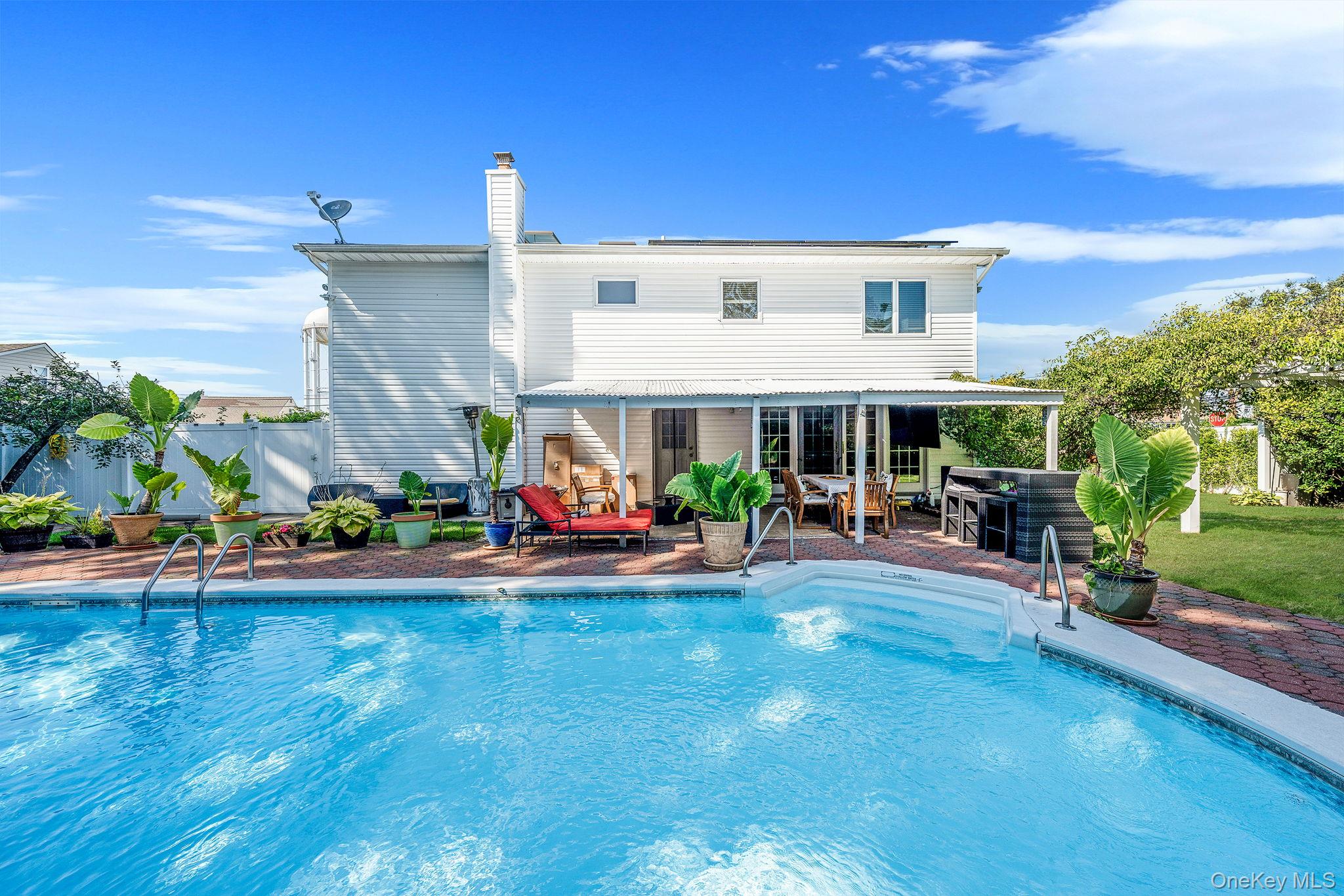 540 Scudder Avenue, Copiague, NY 11726