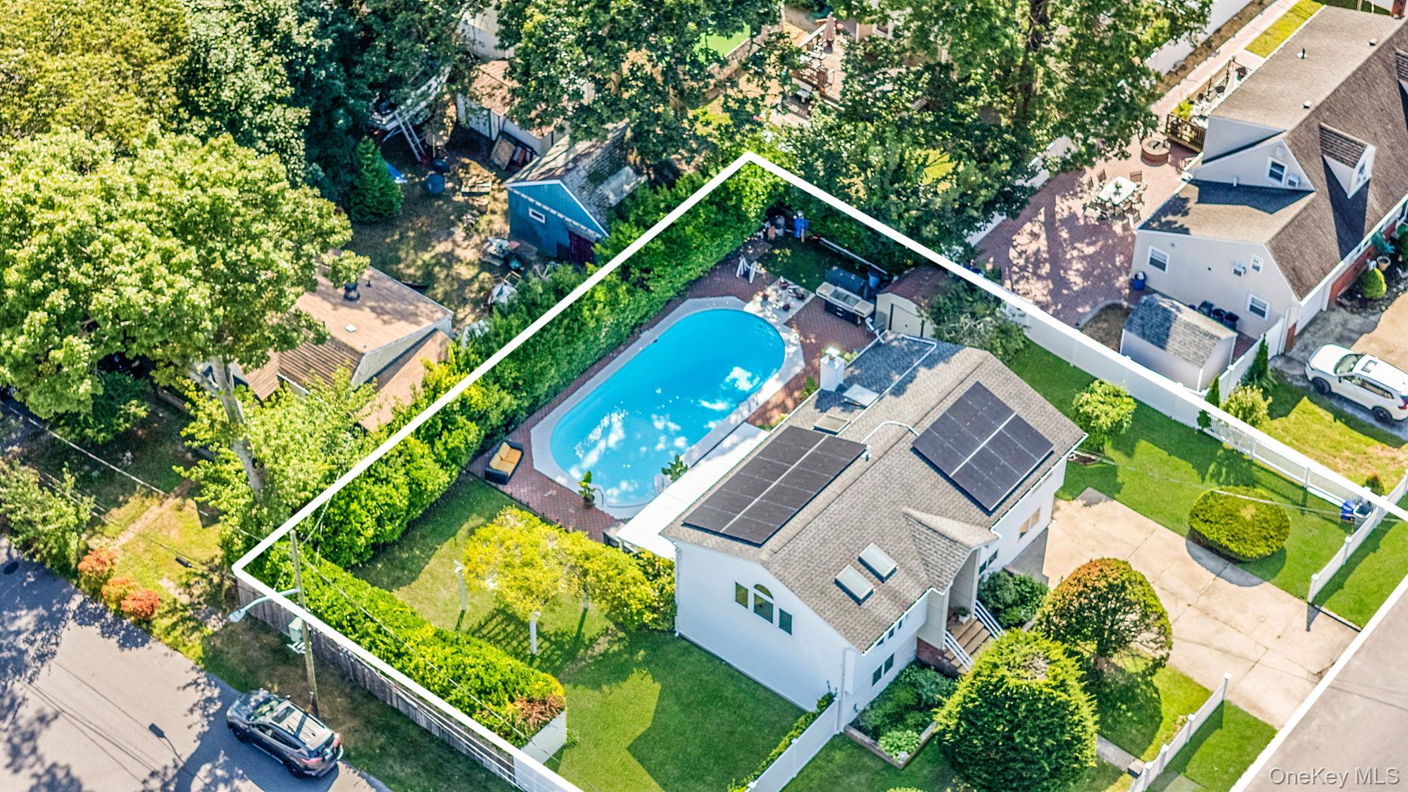 540 Scudder Avenue, Copiague, NY 11726