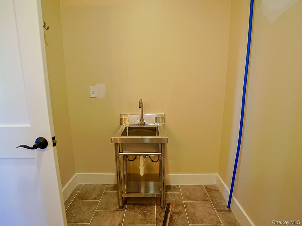 7 Greycourt Avenue # L, C, Chester, NY 10918