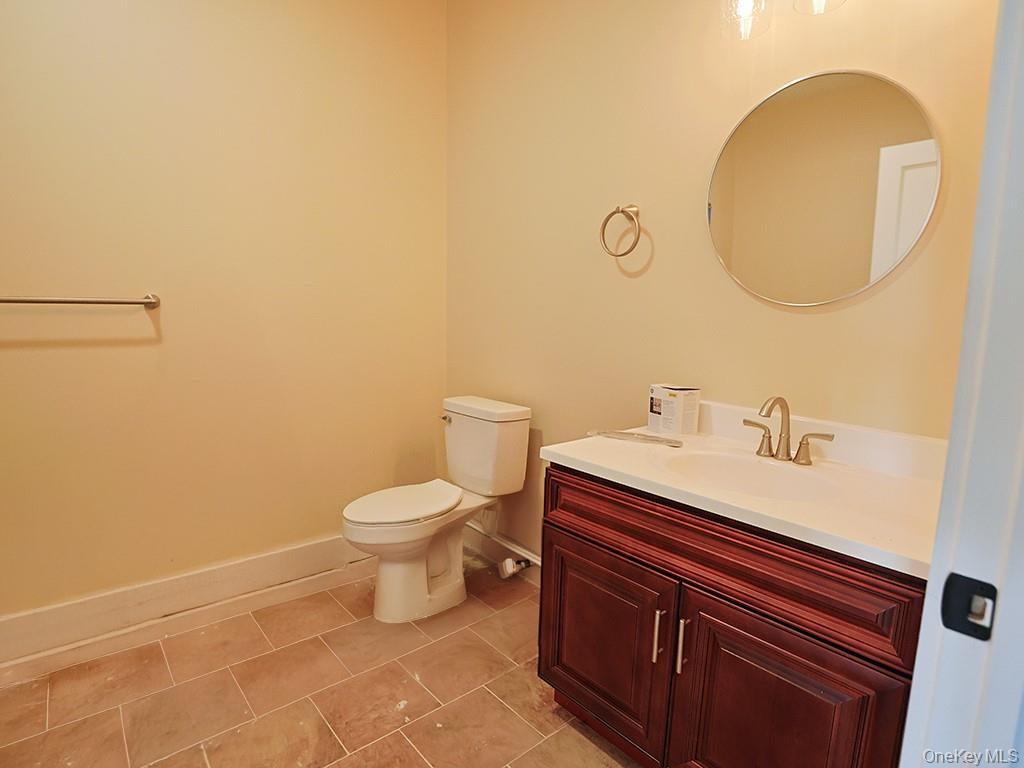 7 Greycourt Avenue # L, C, Chester, NY 10918