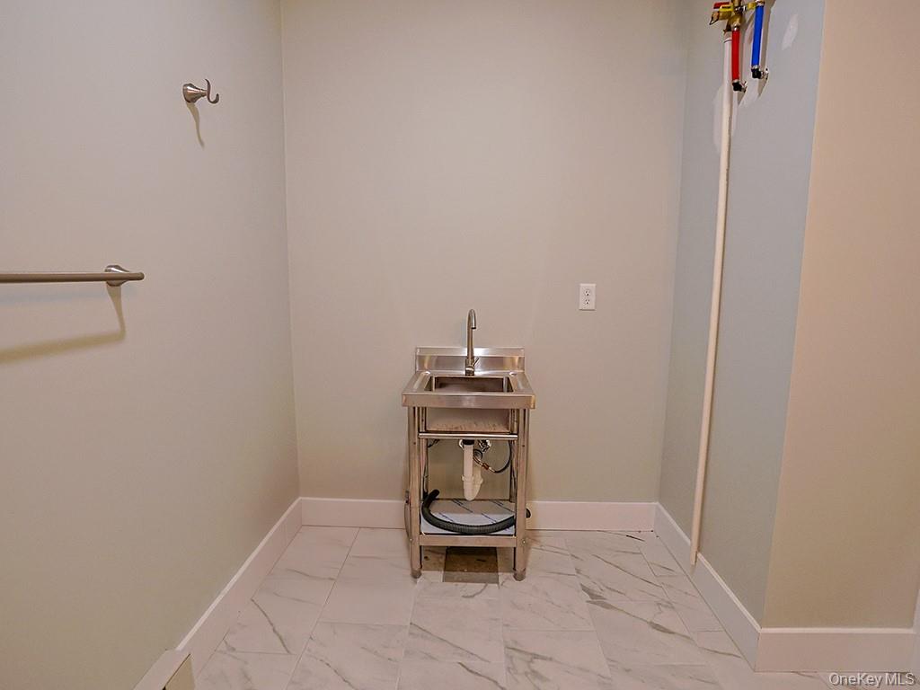 7 Greycourt Avenue # L, C, Chester, NY 10918