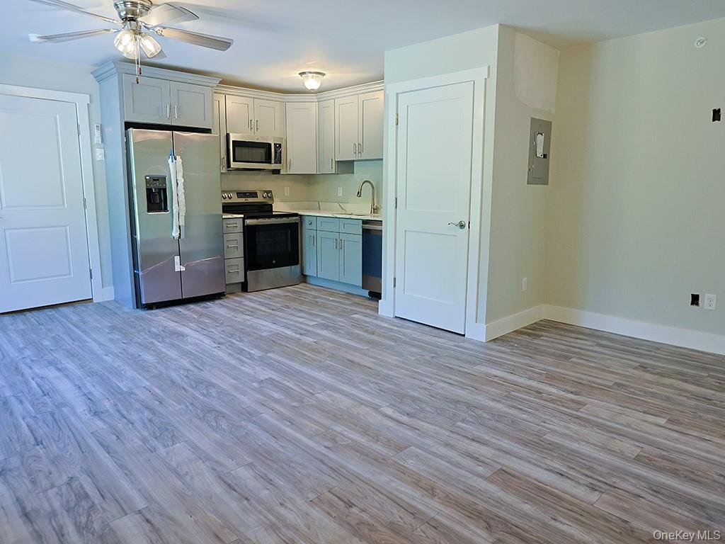 7 Greycourt Avenue # L, C, Chester, NY 10918