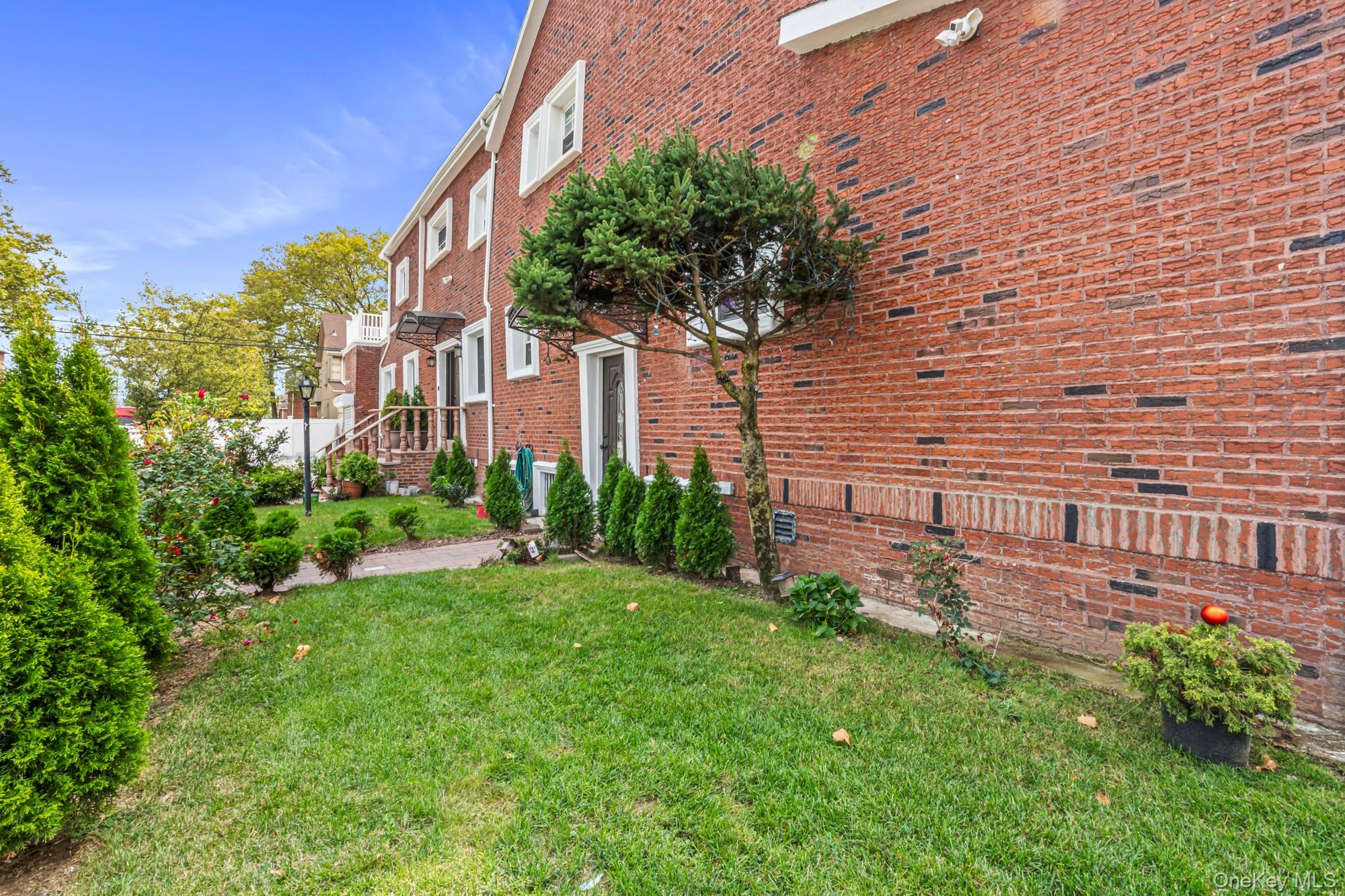 116-01 221st Street, Cambria Heights, NY 11411