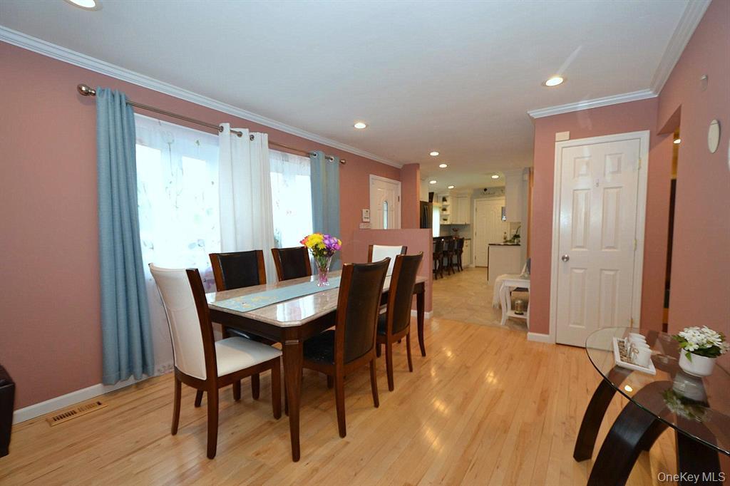 608 Amsterdam Avenue, East Patchogue, NY 11772