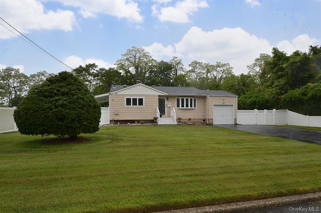 608 Amsterdam Avenue, East Patchogue, NY 11772