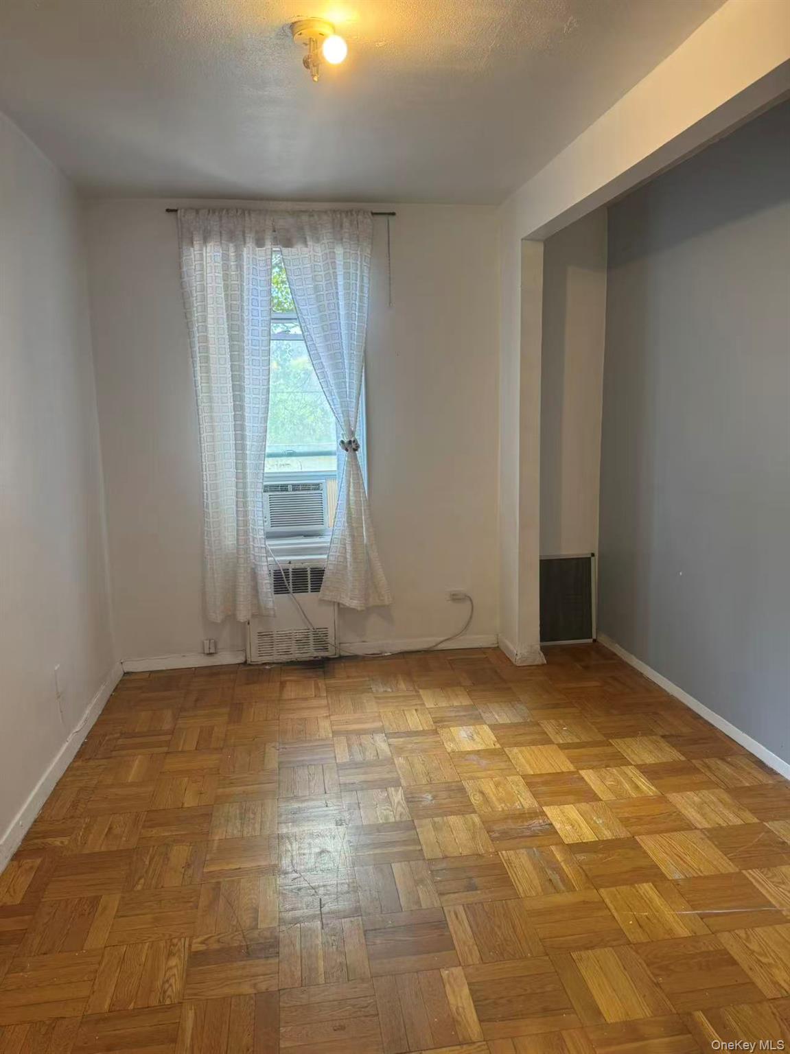 92-29 Lamont Avenue # 2K, Elmhurst, NY 11373