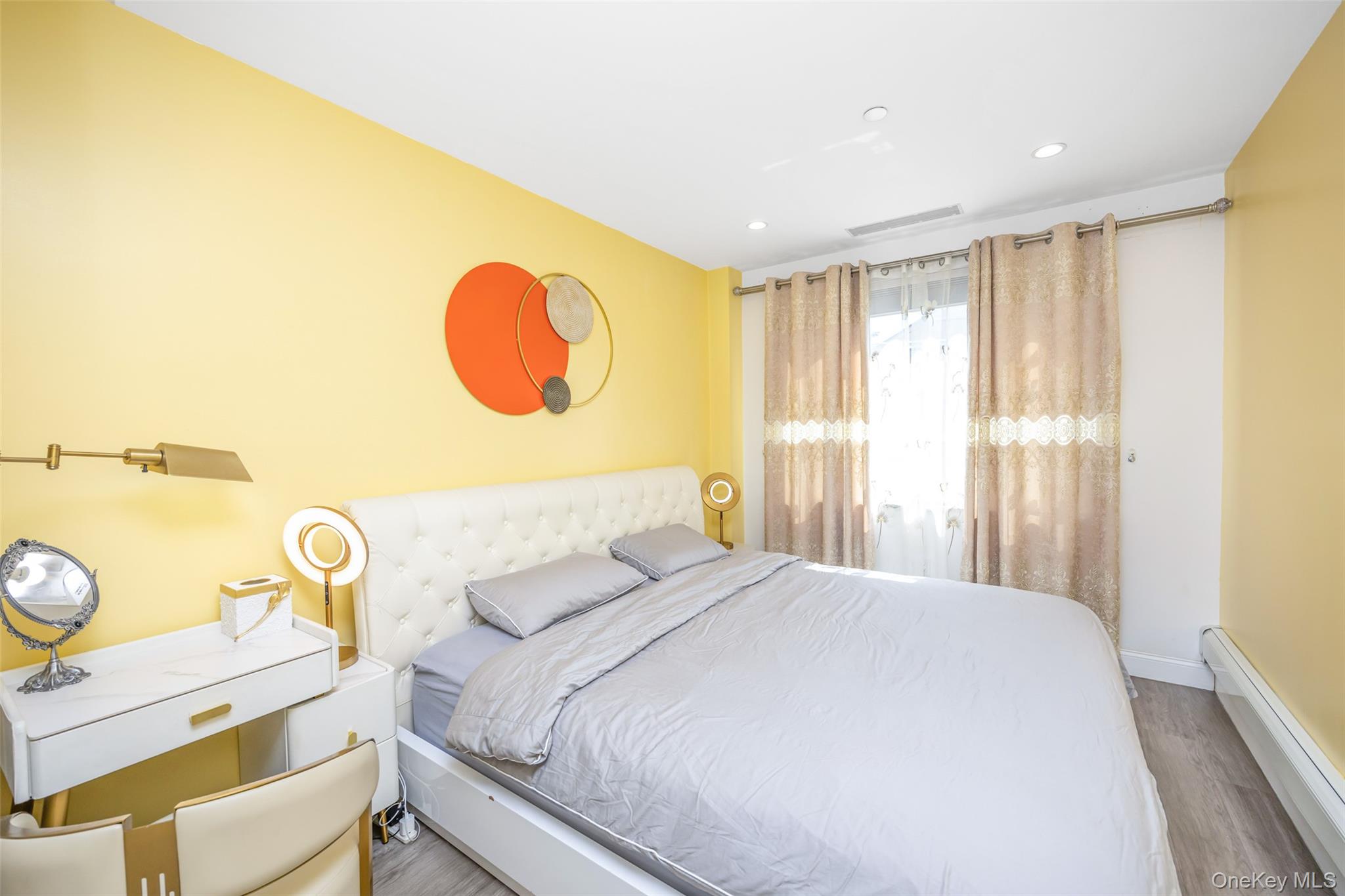 13620 Booth Memorial Avenue # 2A, Flushing, NY 11355