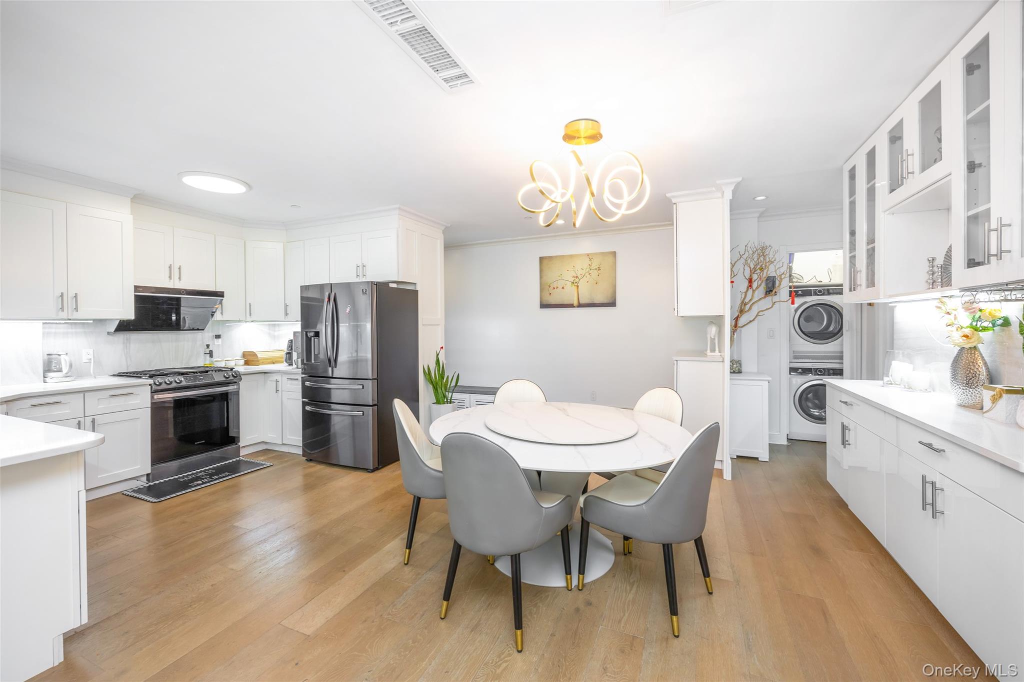 13620 Booth Memorial Avenue # 2A, Flushing, NY 11355