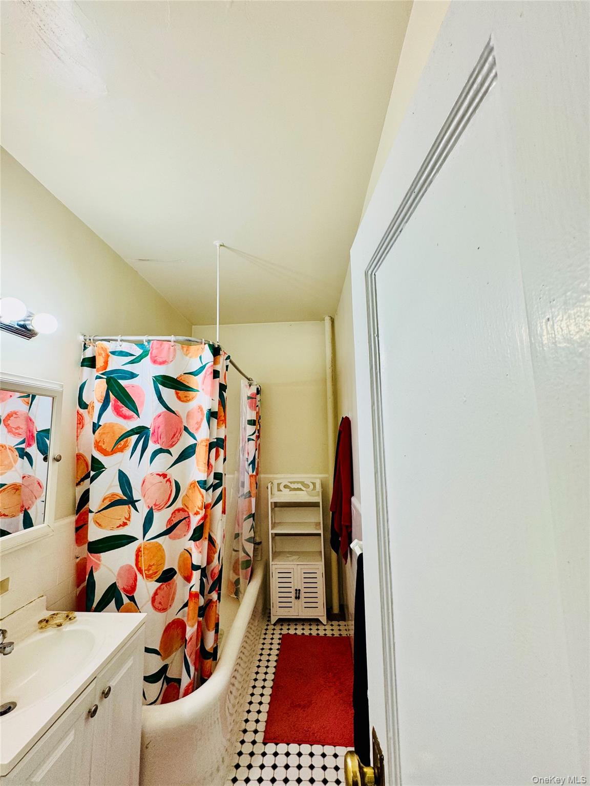 472 Gramatan Avenue # Bldg. 6, FF2, Mount Vernon, NY 10552