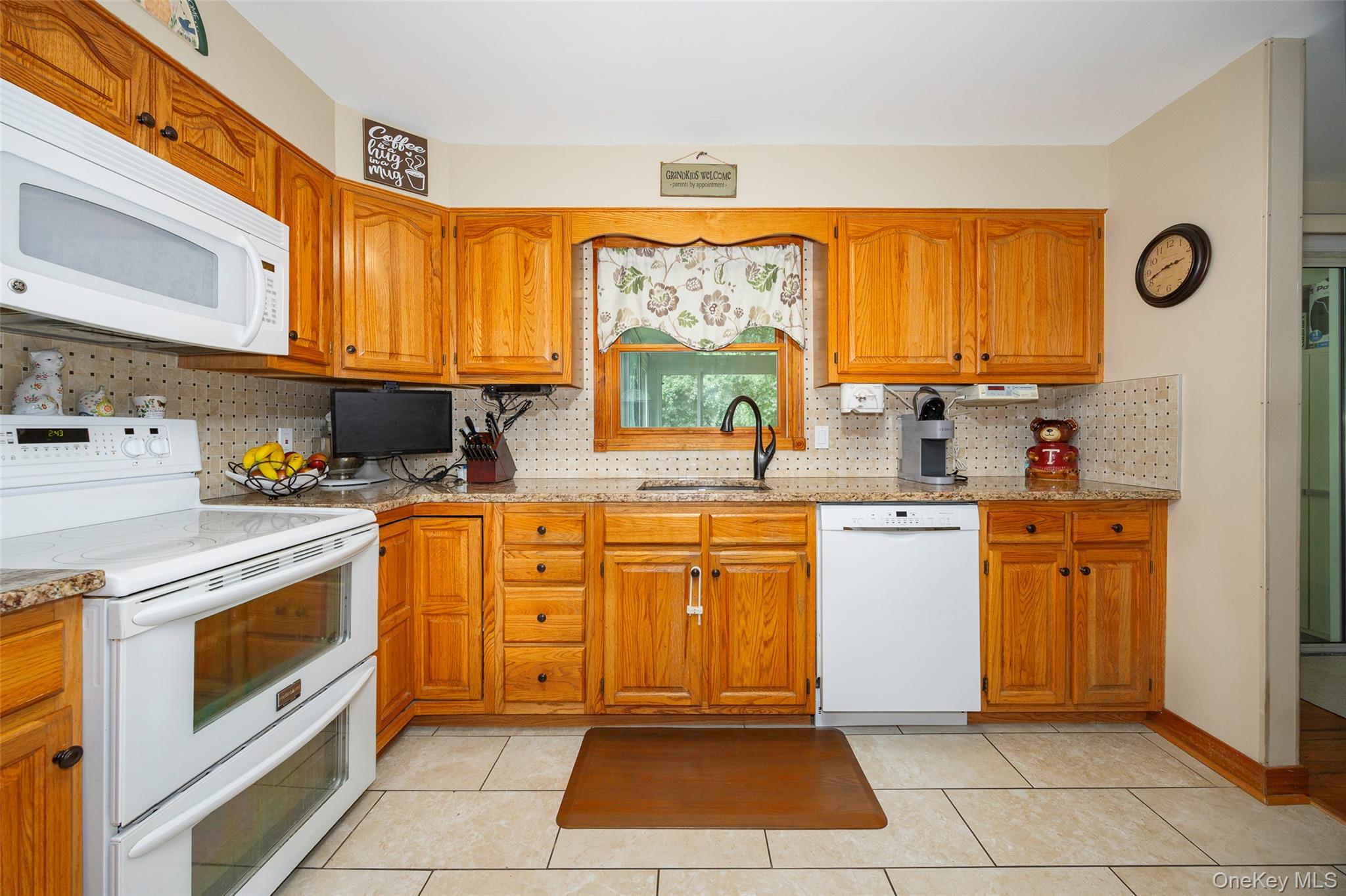 26 Hampton Road, Poughkeepsie, NY 12603