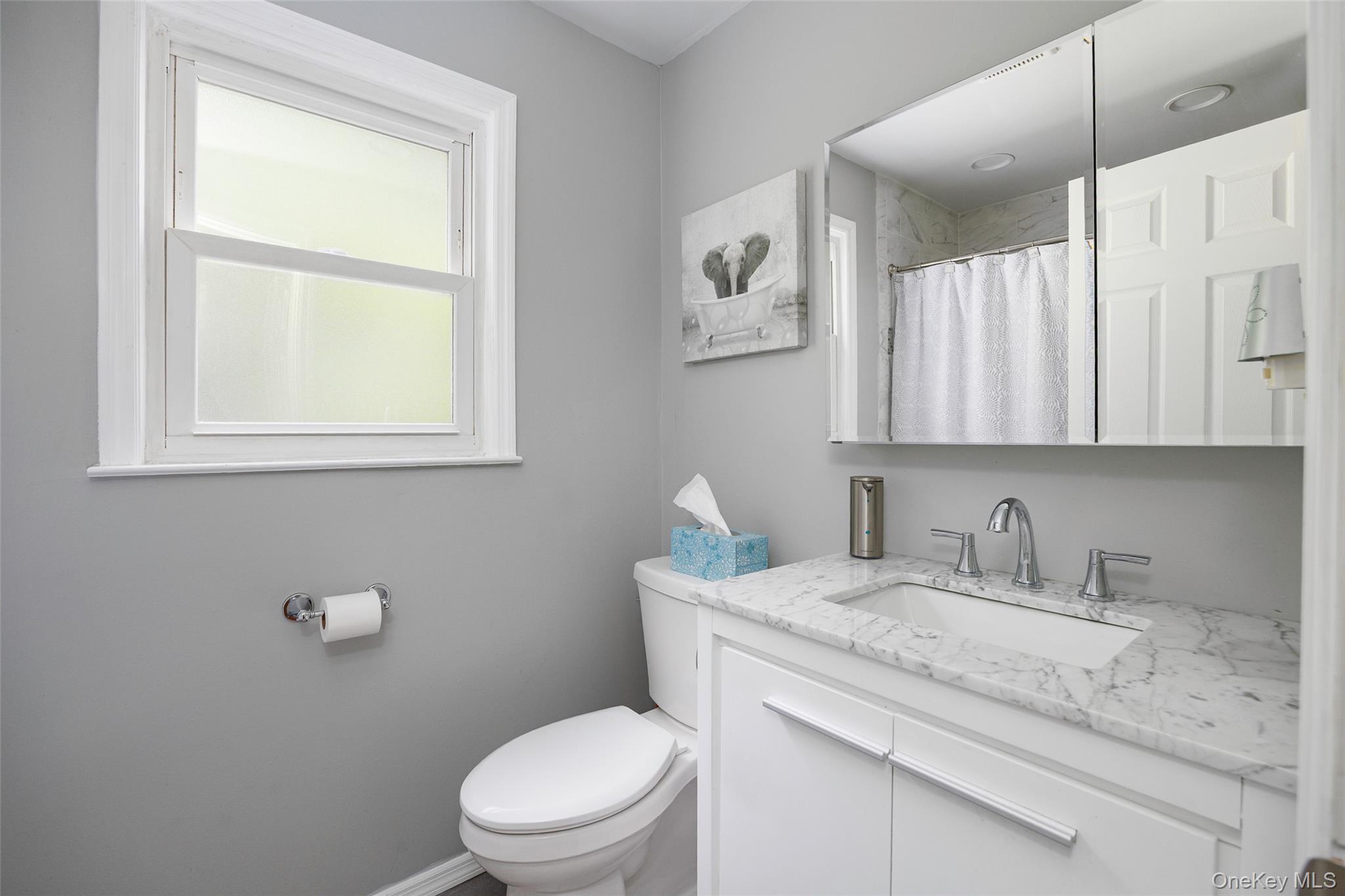 26 Hampton Road, Poughkeepsie, NY 12603