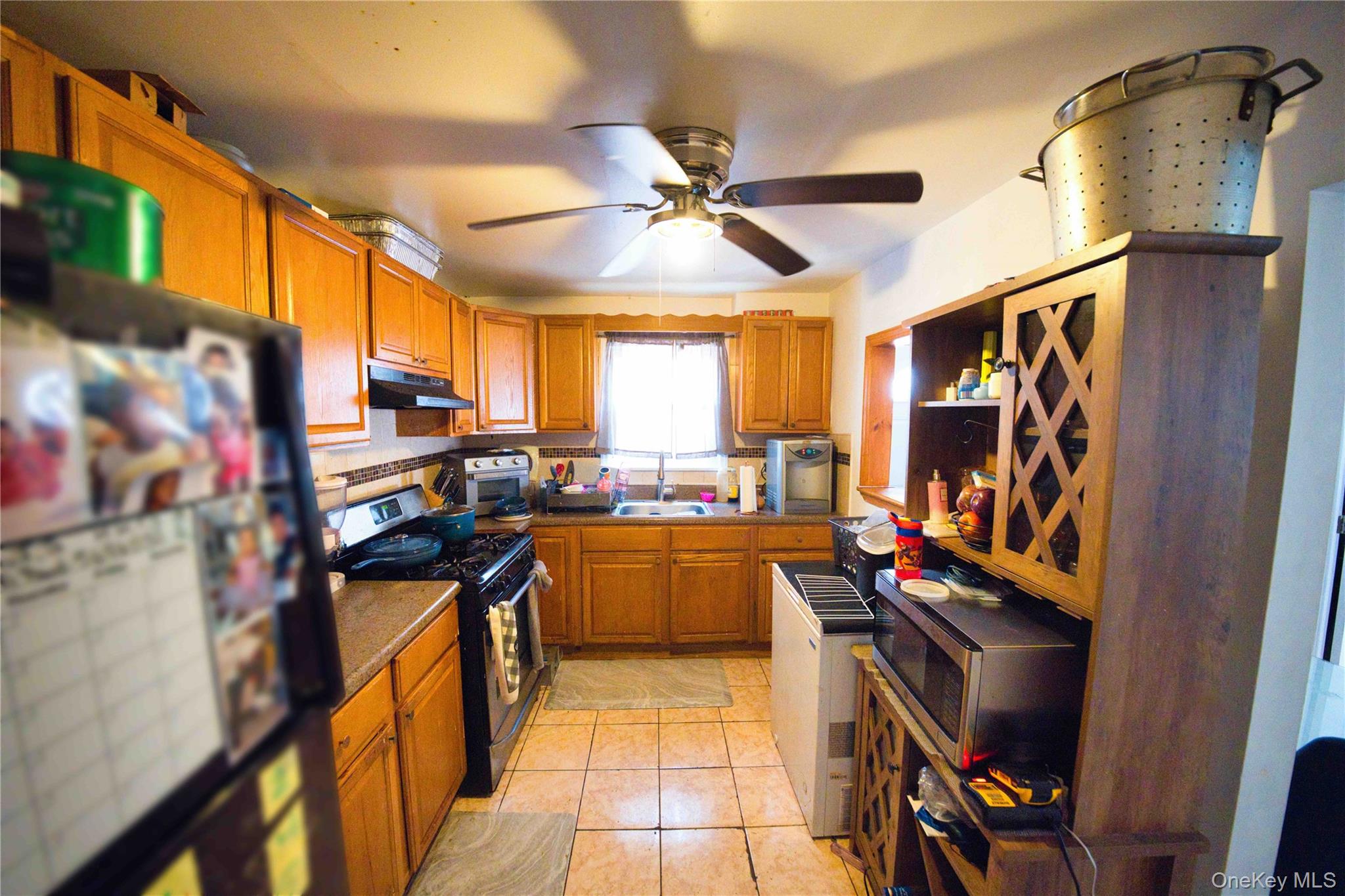 2810 Brookhaven Avenue, Far Rockaway, NY 11691