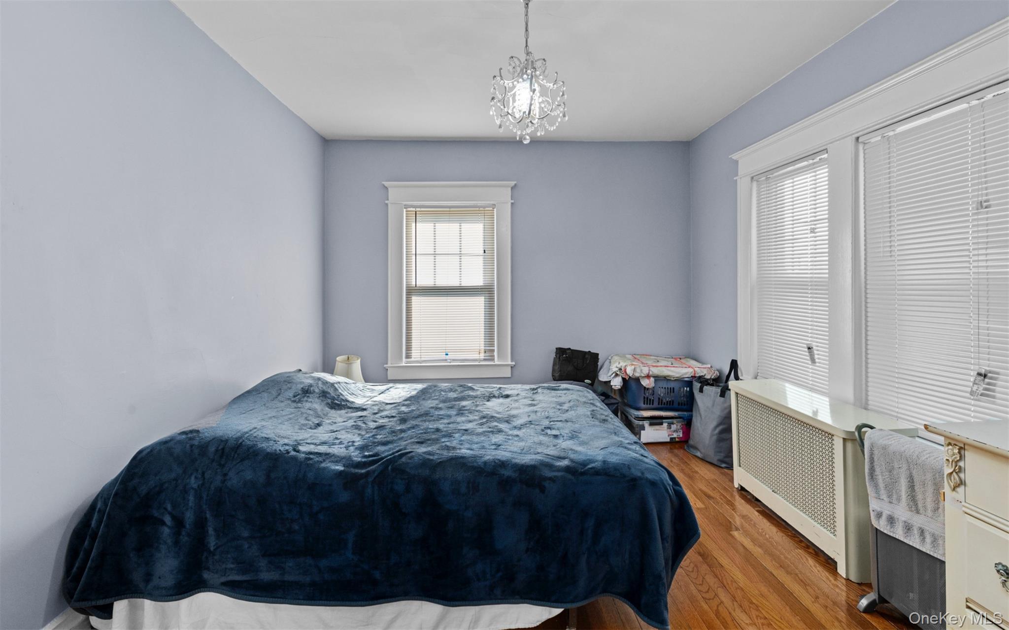 4 Malverne Avenue, Malverne, NY 11565