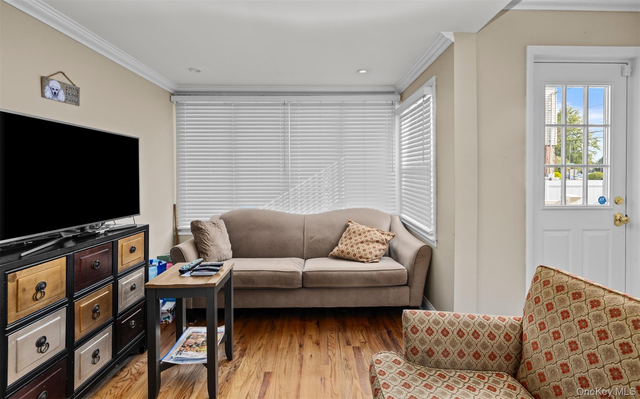 4 Malverne Avenue, Malverne, NY 11565