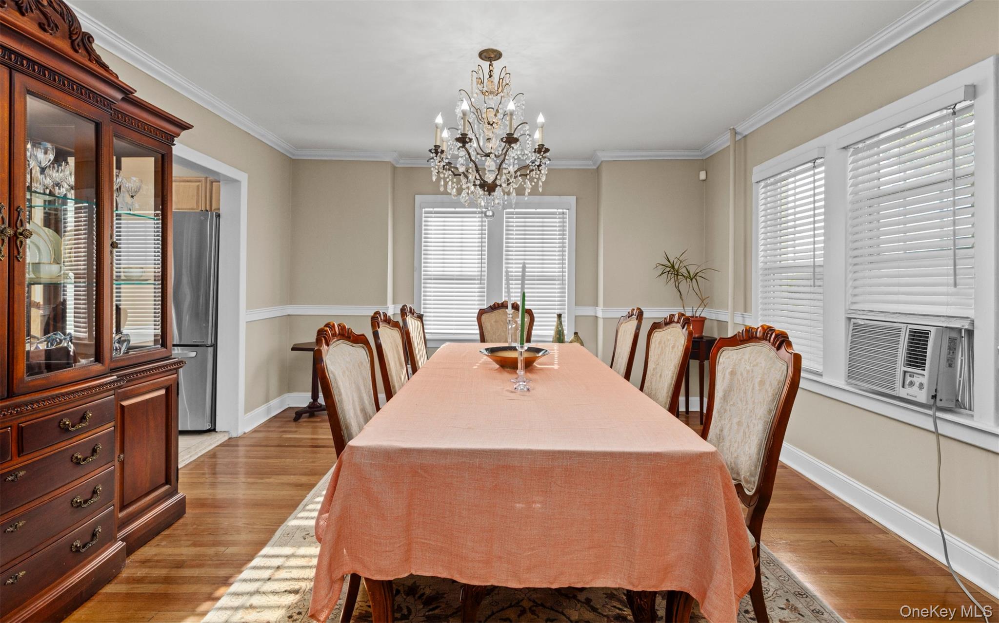 4 Malverne Avenue, Malverne, NY 11565