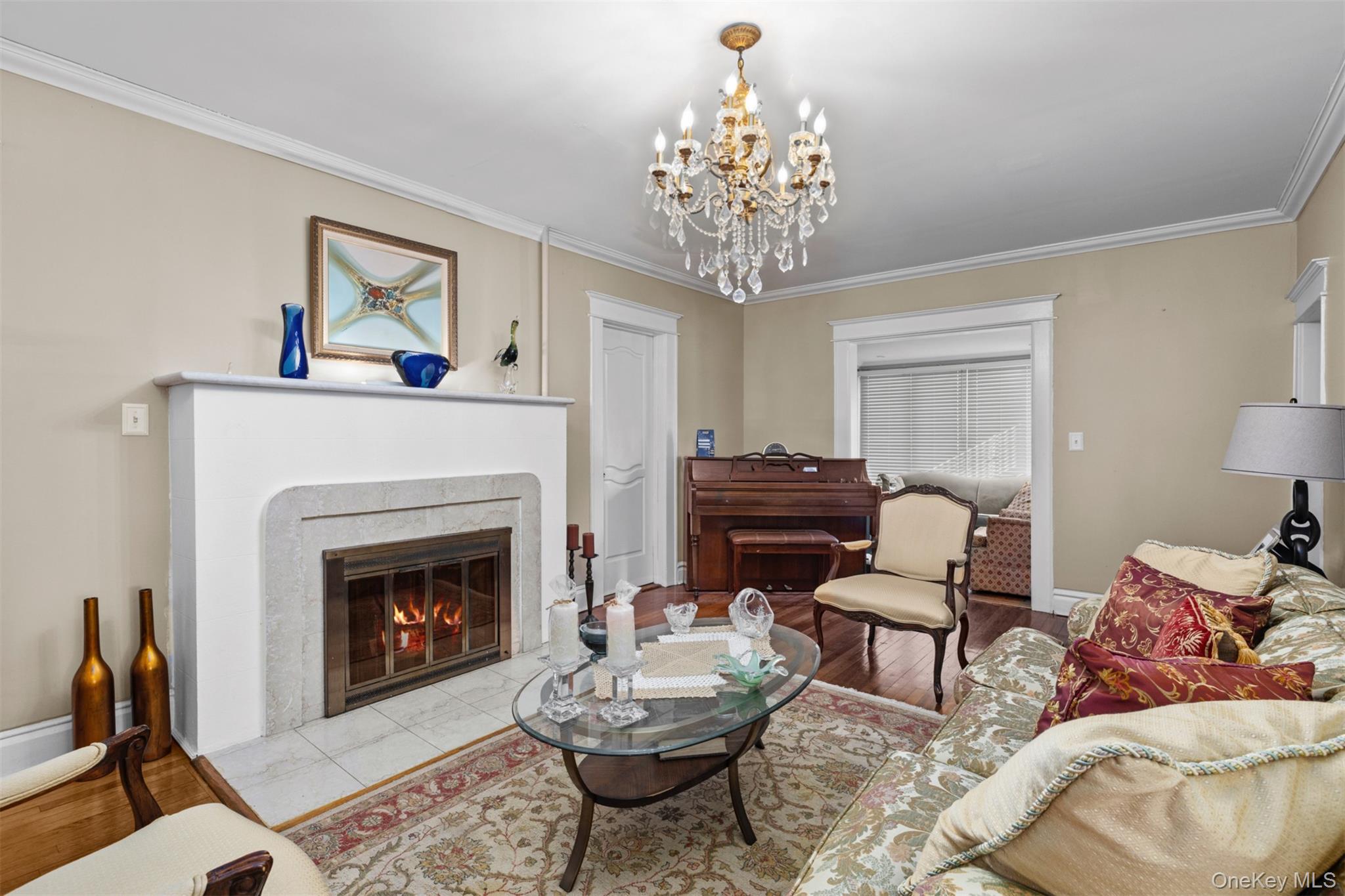 4 Malverne Avenue, Malverne, NY 11565