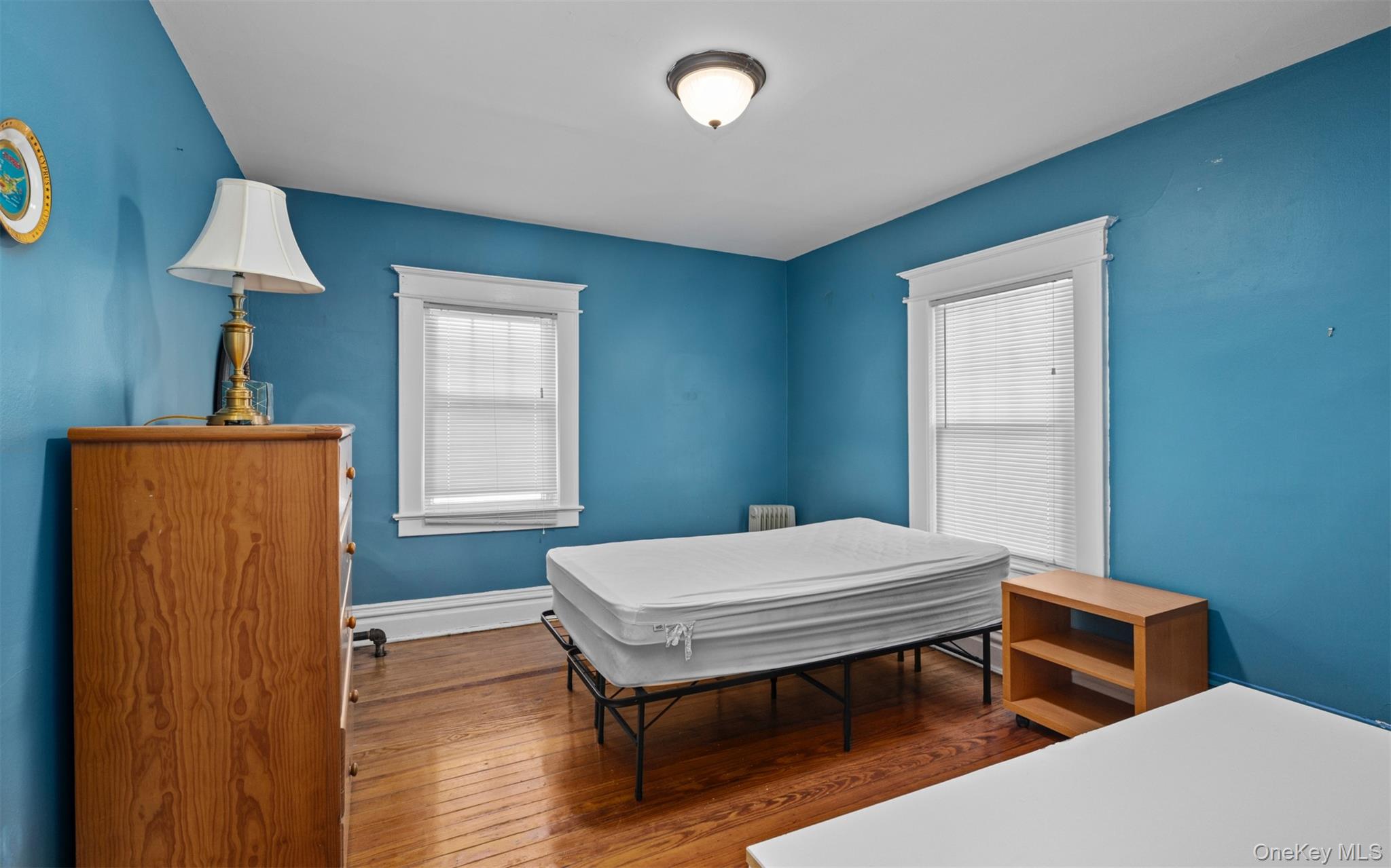 4 Malverne Avenue, Malverne, NY 11565