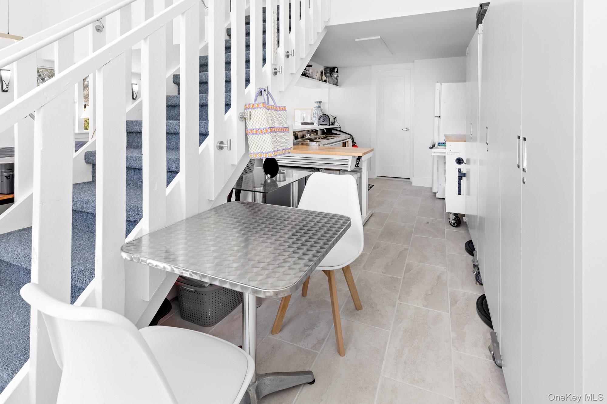 4 Evelyn Court, Westhampton, NY 11978