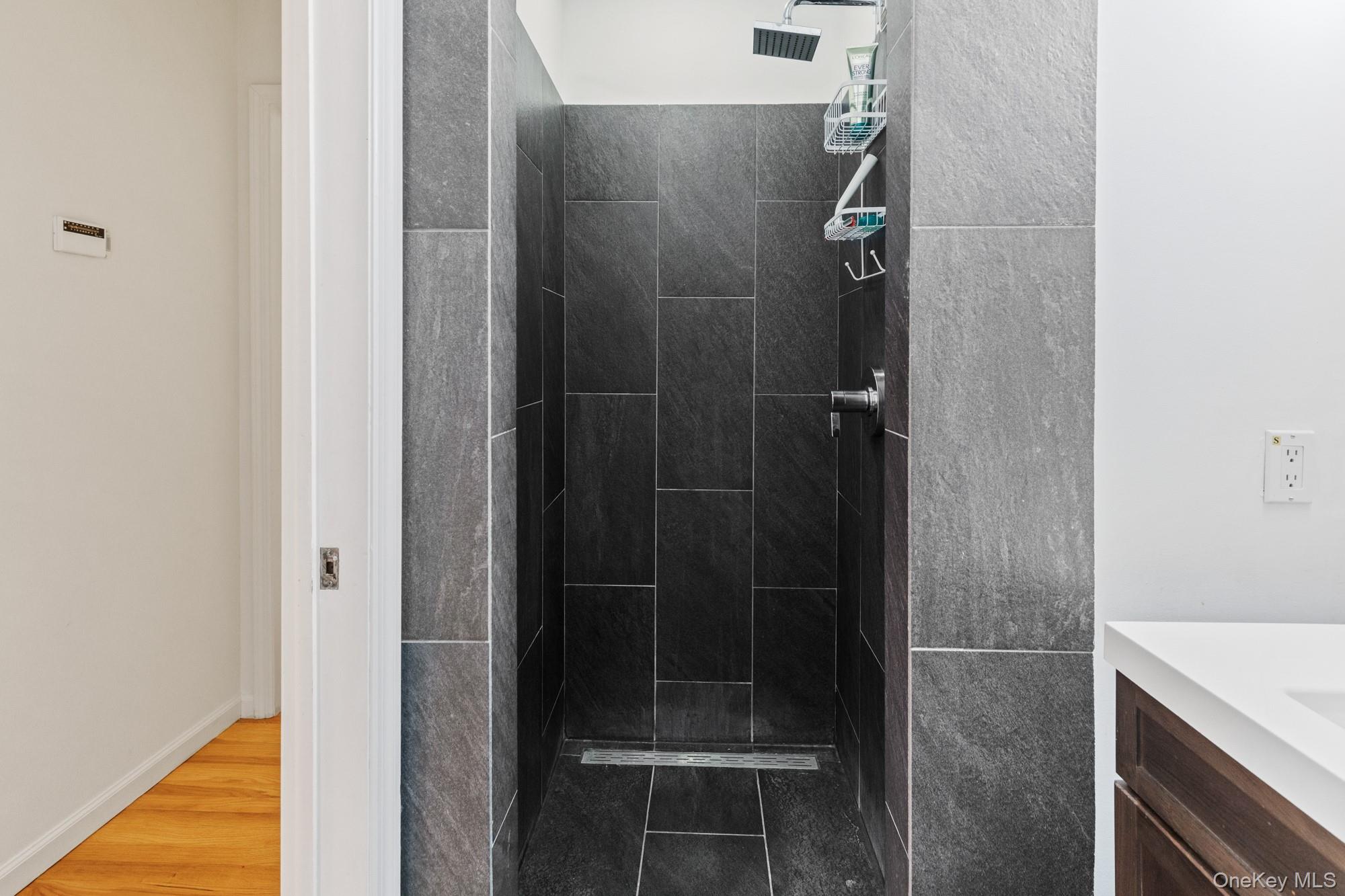 4 Evelyn Court, Westhampton, NY 11978